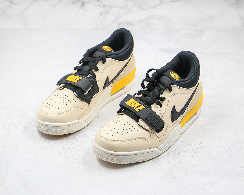 Nike Air Jordan Legacy 312 Low Pale Vanilla Sneakers