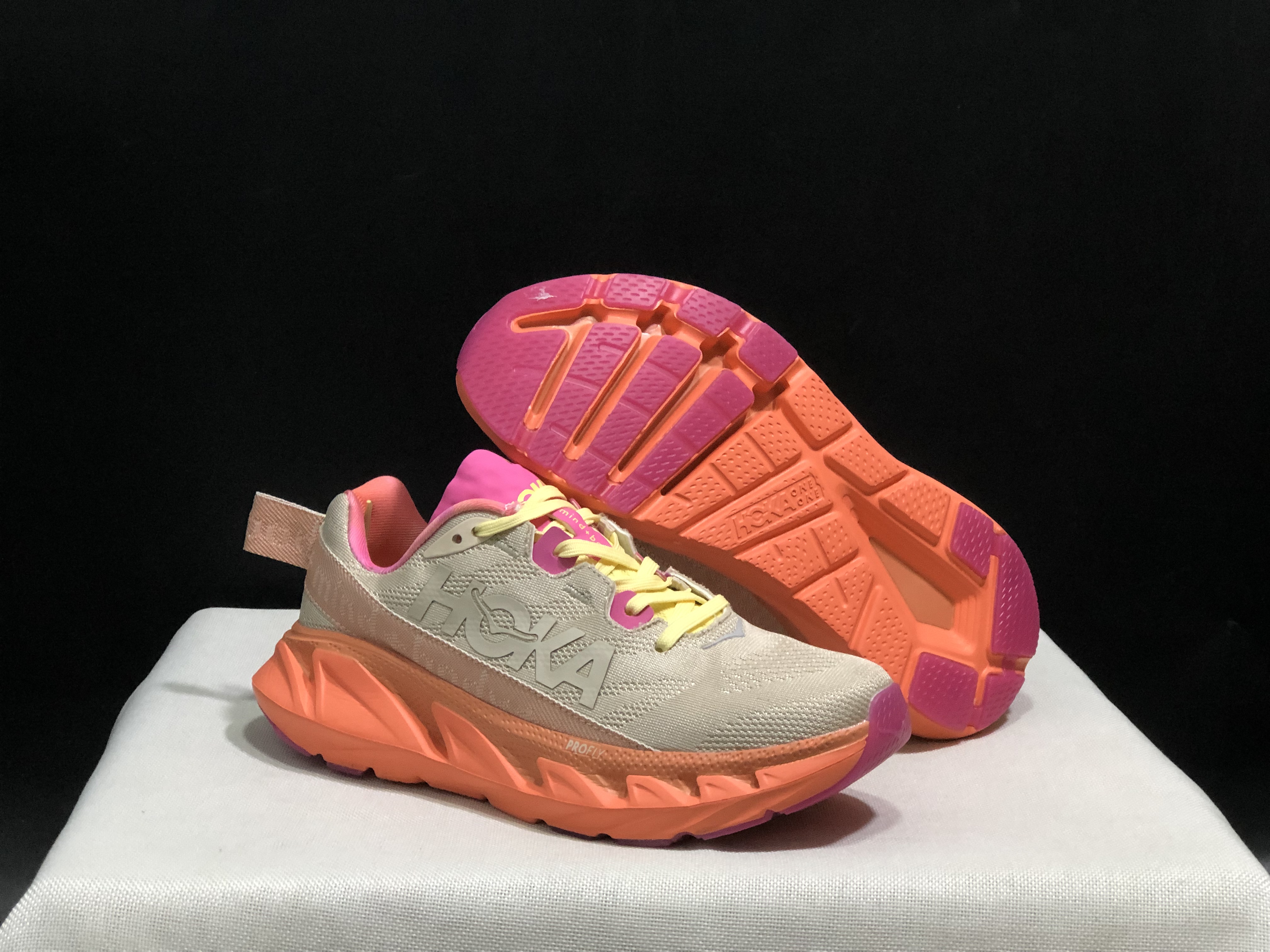 Hoka One One Elevon 2 Anti-slip Wear-resistant Running Shoes Sneakers Beige