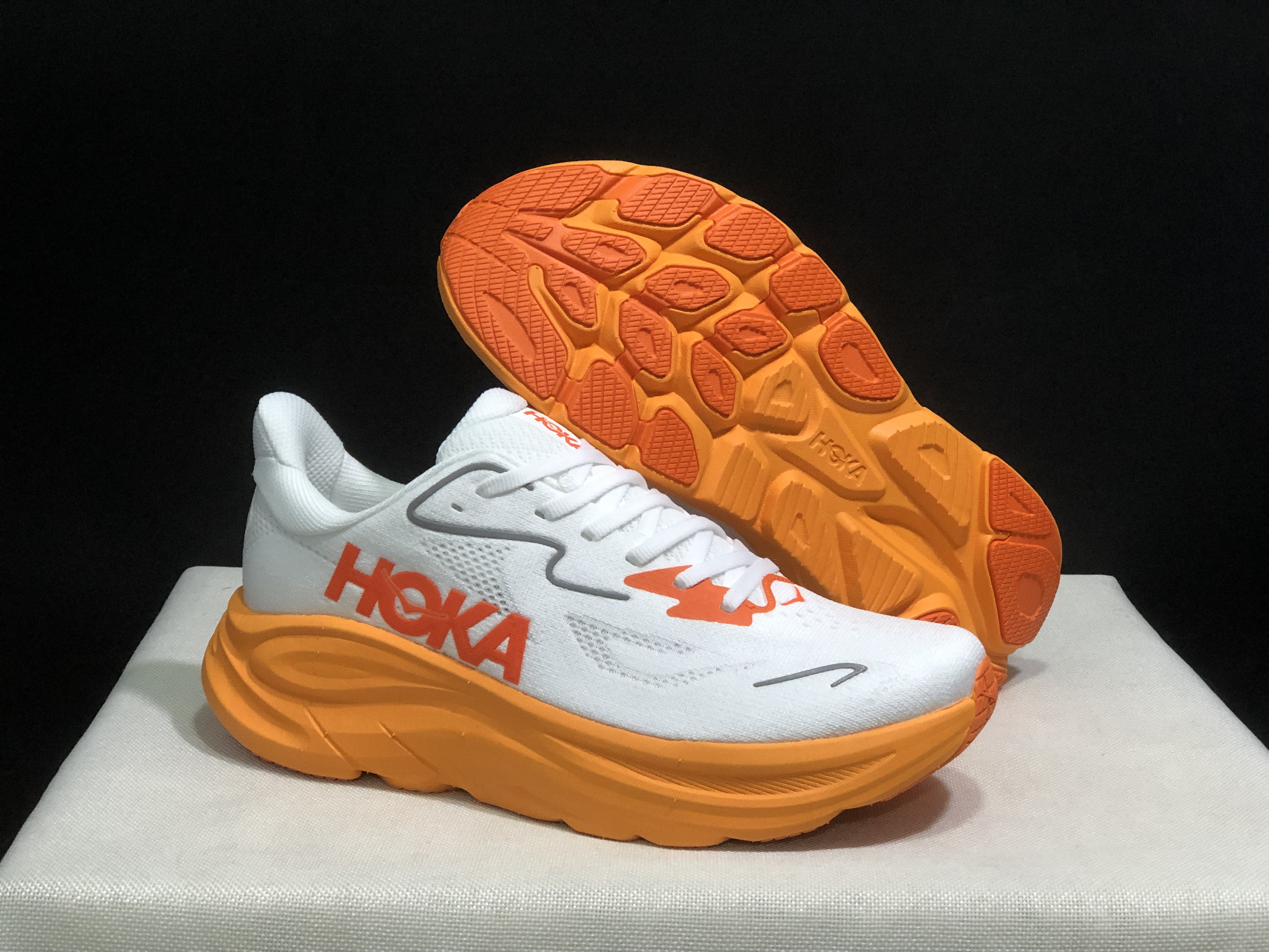 Hoka One One Clifton 10 Fashion Shoes Sneakers White/Orange