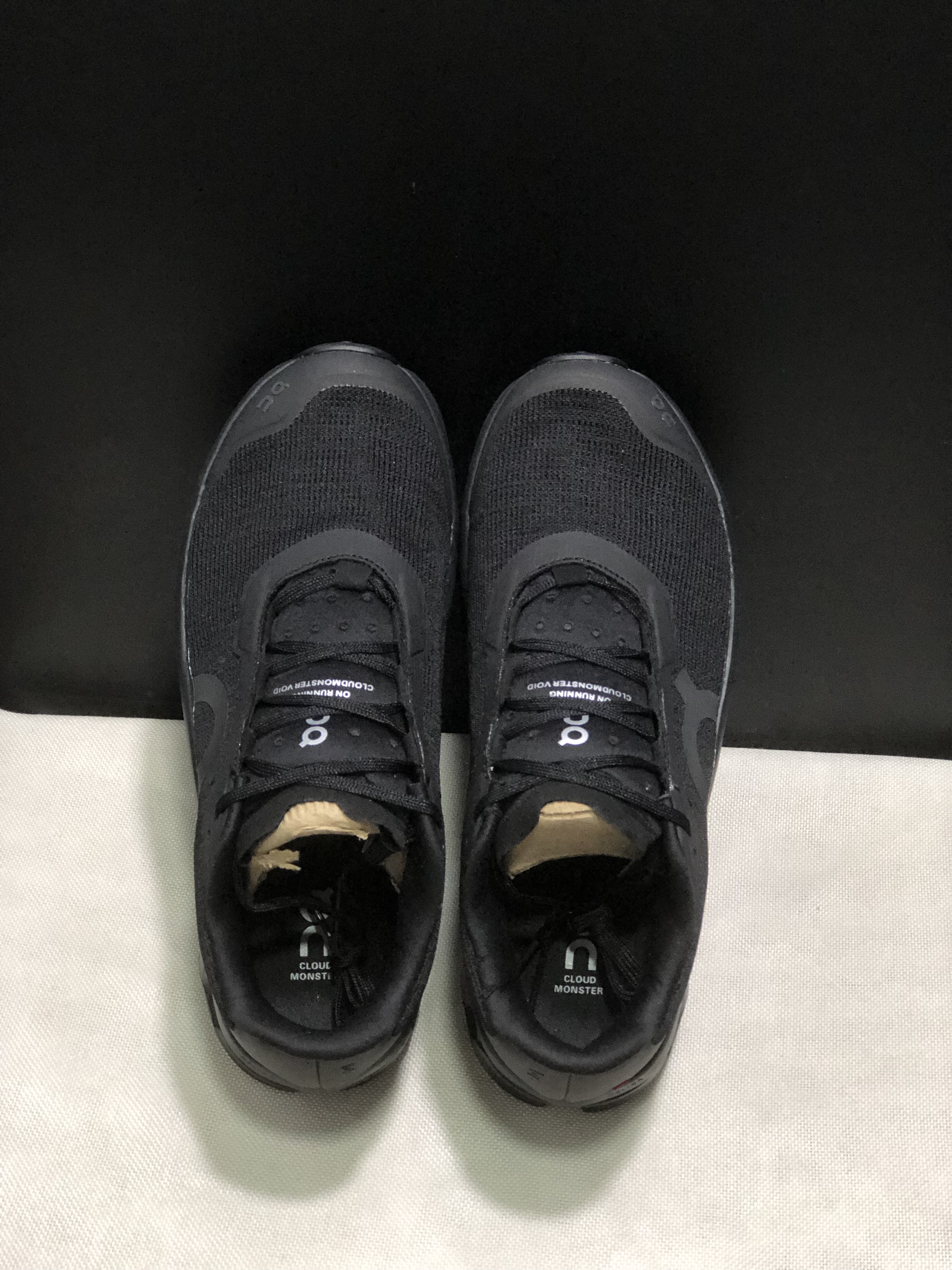 On Running Cloudmonster Void 1 M Casual Running Shoes All Black