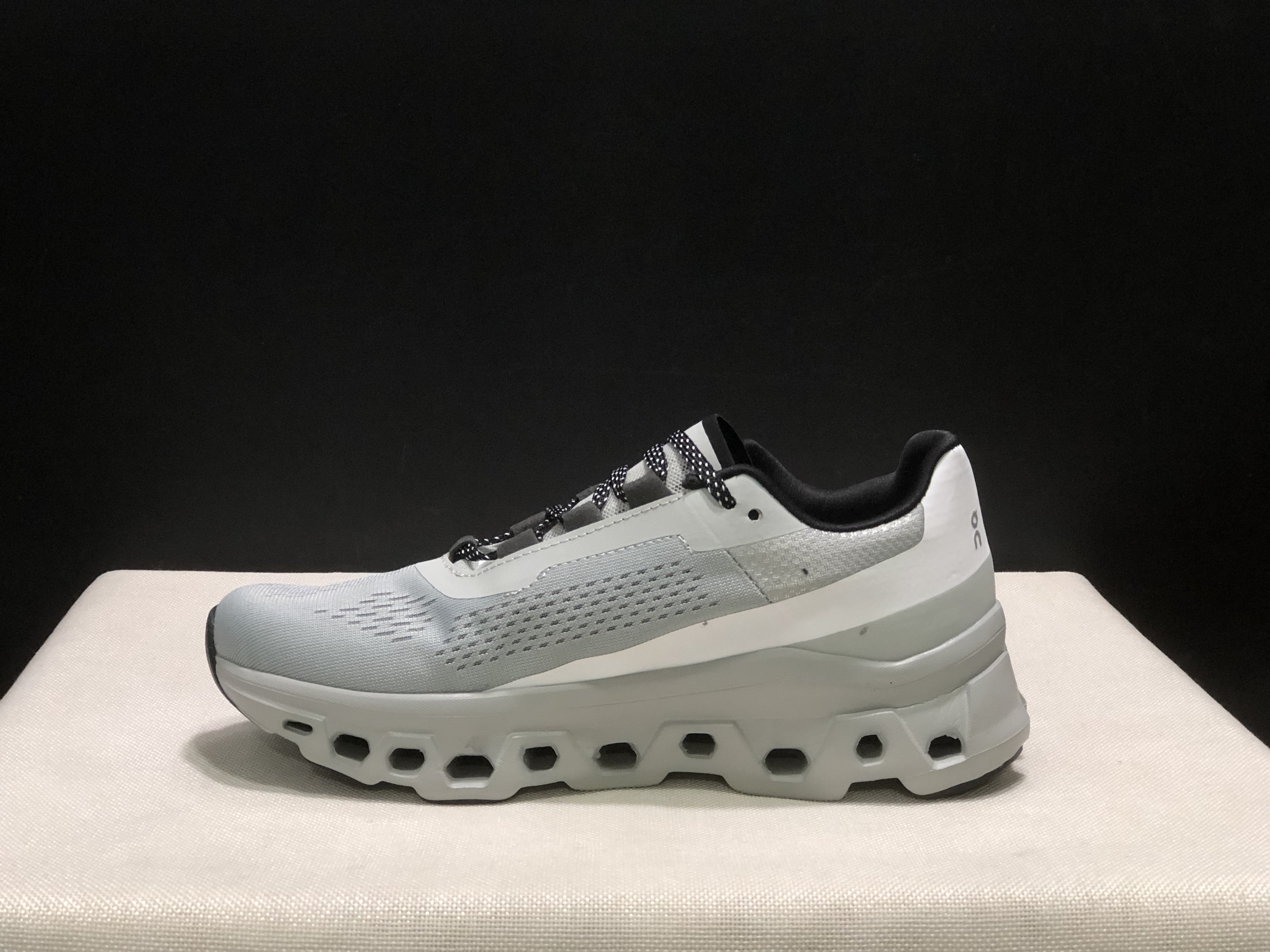 On Running Cloudmonster Anti-Slip Running Shoes Graphite