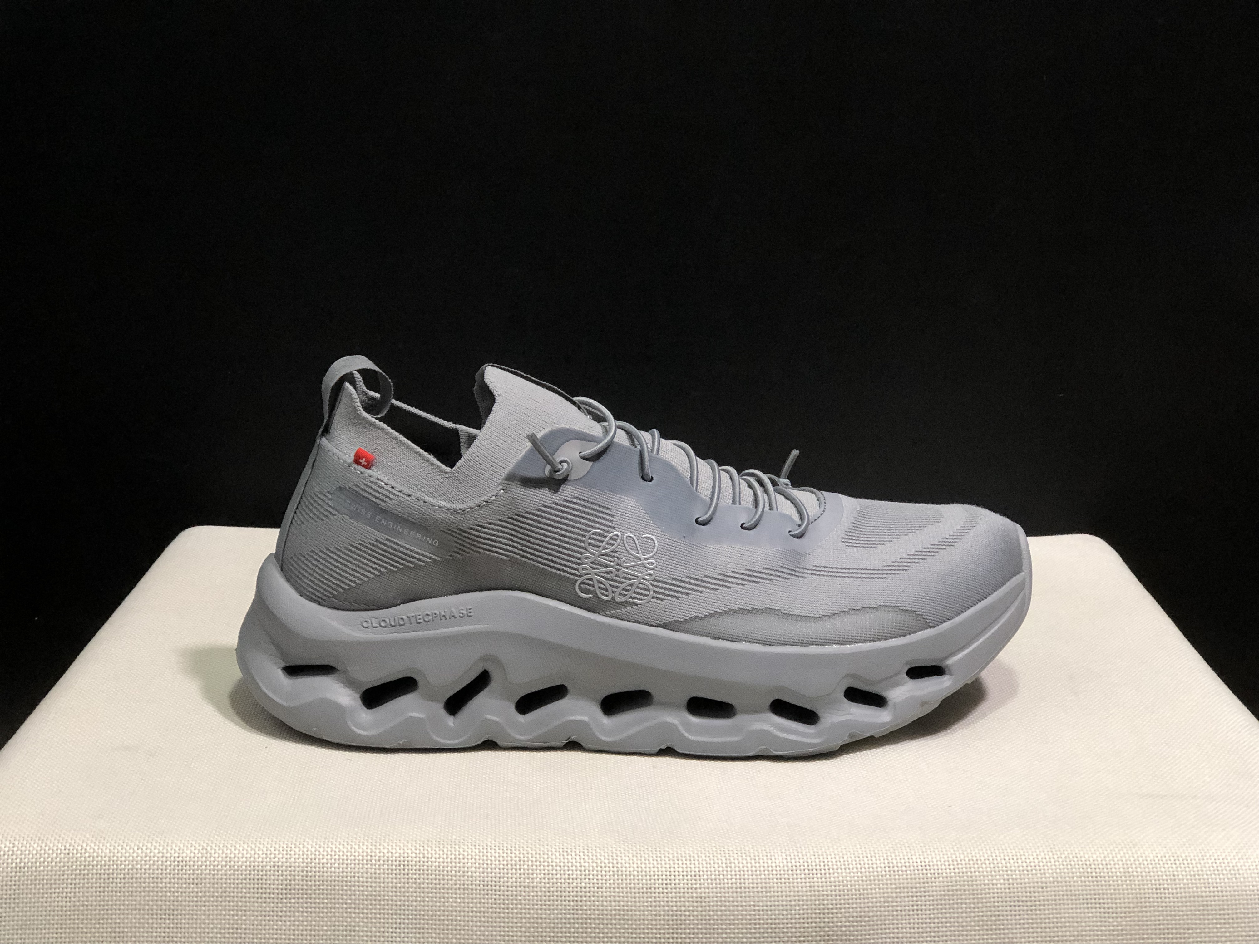 LOEWE x On Running Cloudtilt Running Shoes Co-Signed Edition Grey