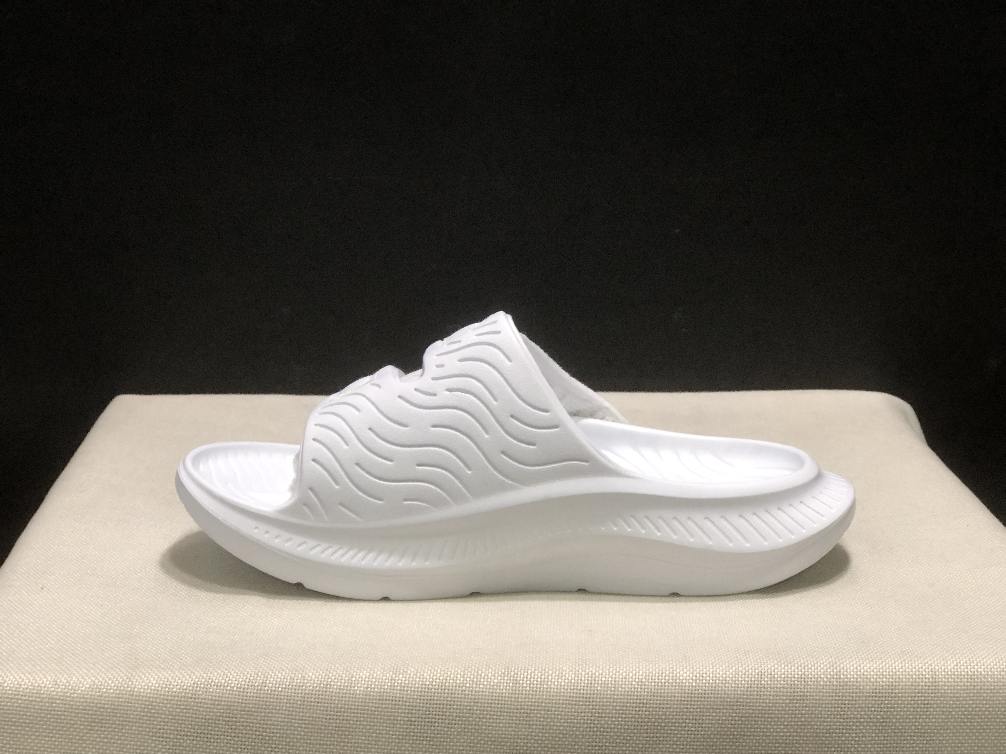 Wtaps x Hoka One One Ora Luxe Comfortable Sandals White