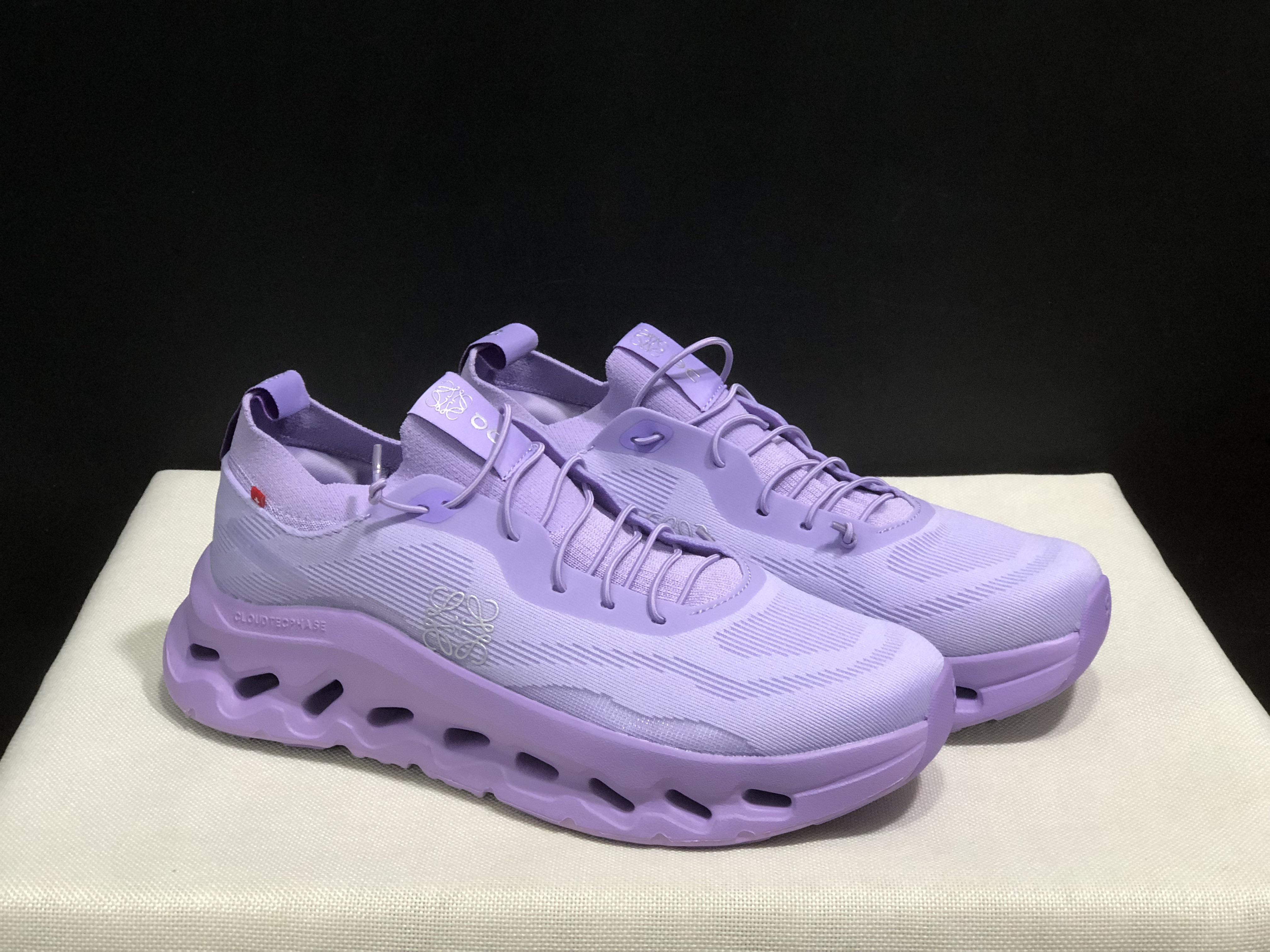 LOEWE x On Running Cloudtilt Running Shoes Co-Signed Edition Purple Rose