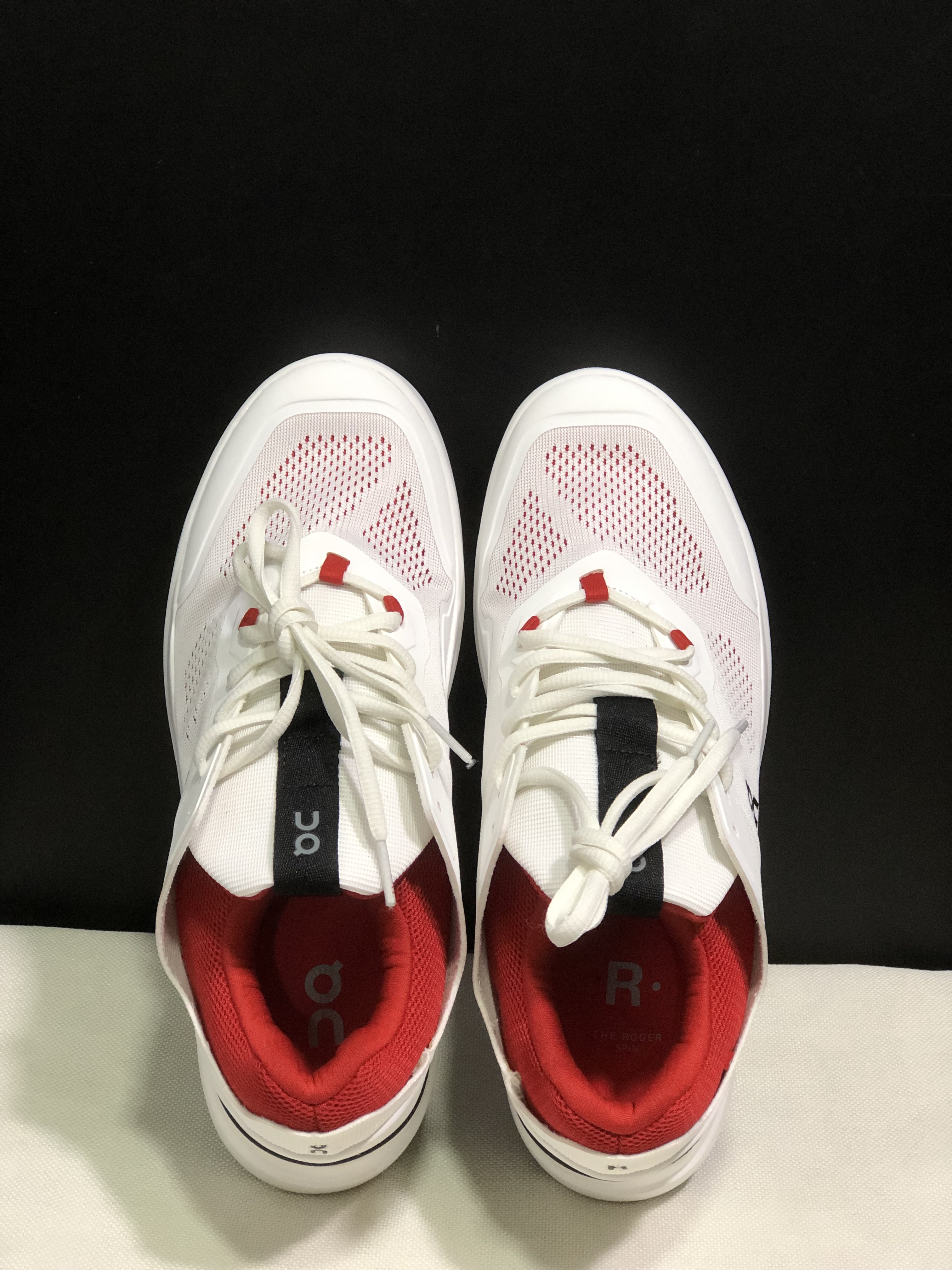 On Running The Roger Spin Breathable Mesh Sneakers White/Red