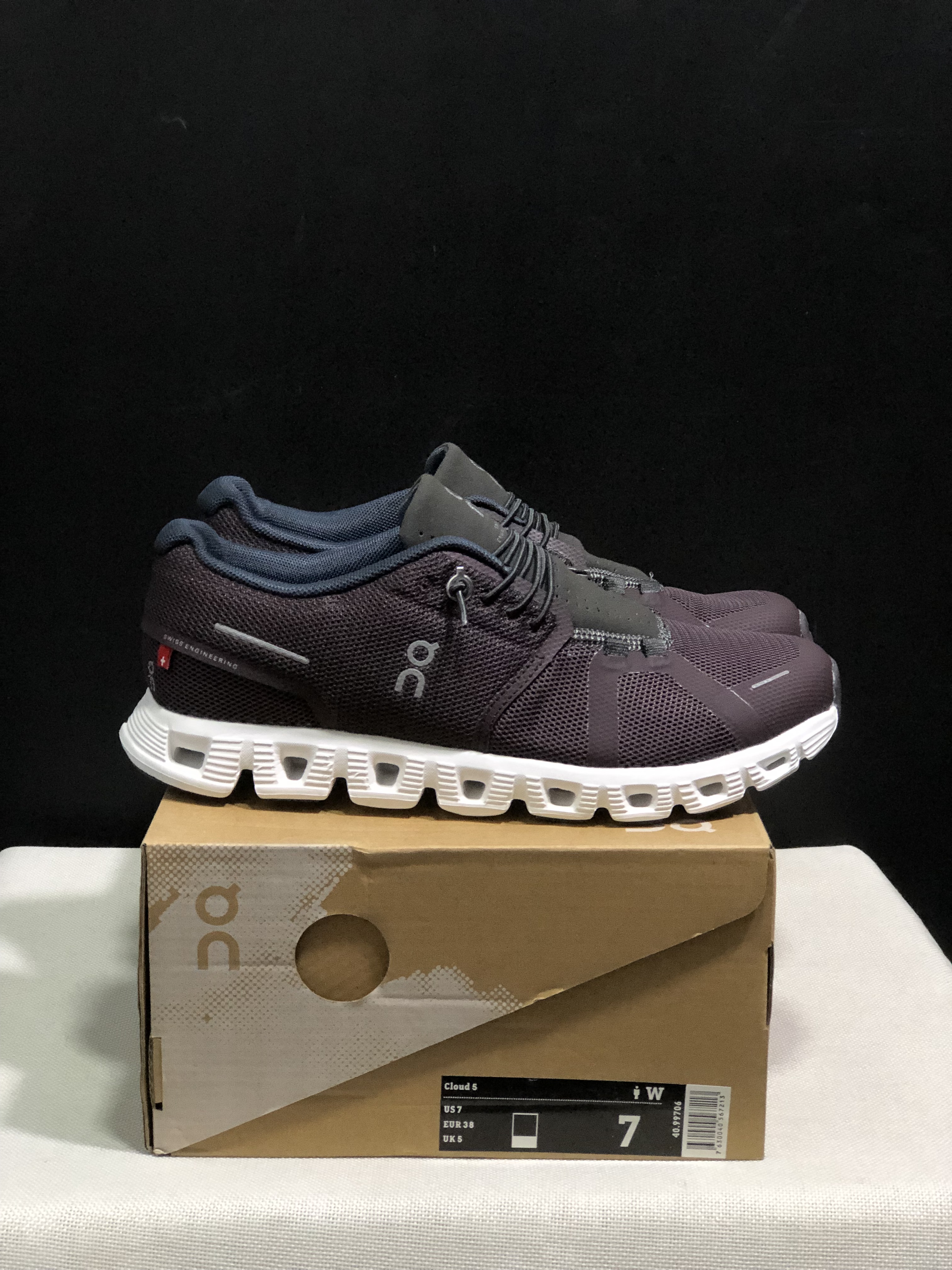 On Running Cloud 5 Lightweight Running Shoes Mulberry Purple/Solar Eclipse Black