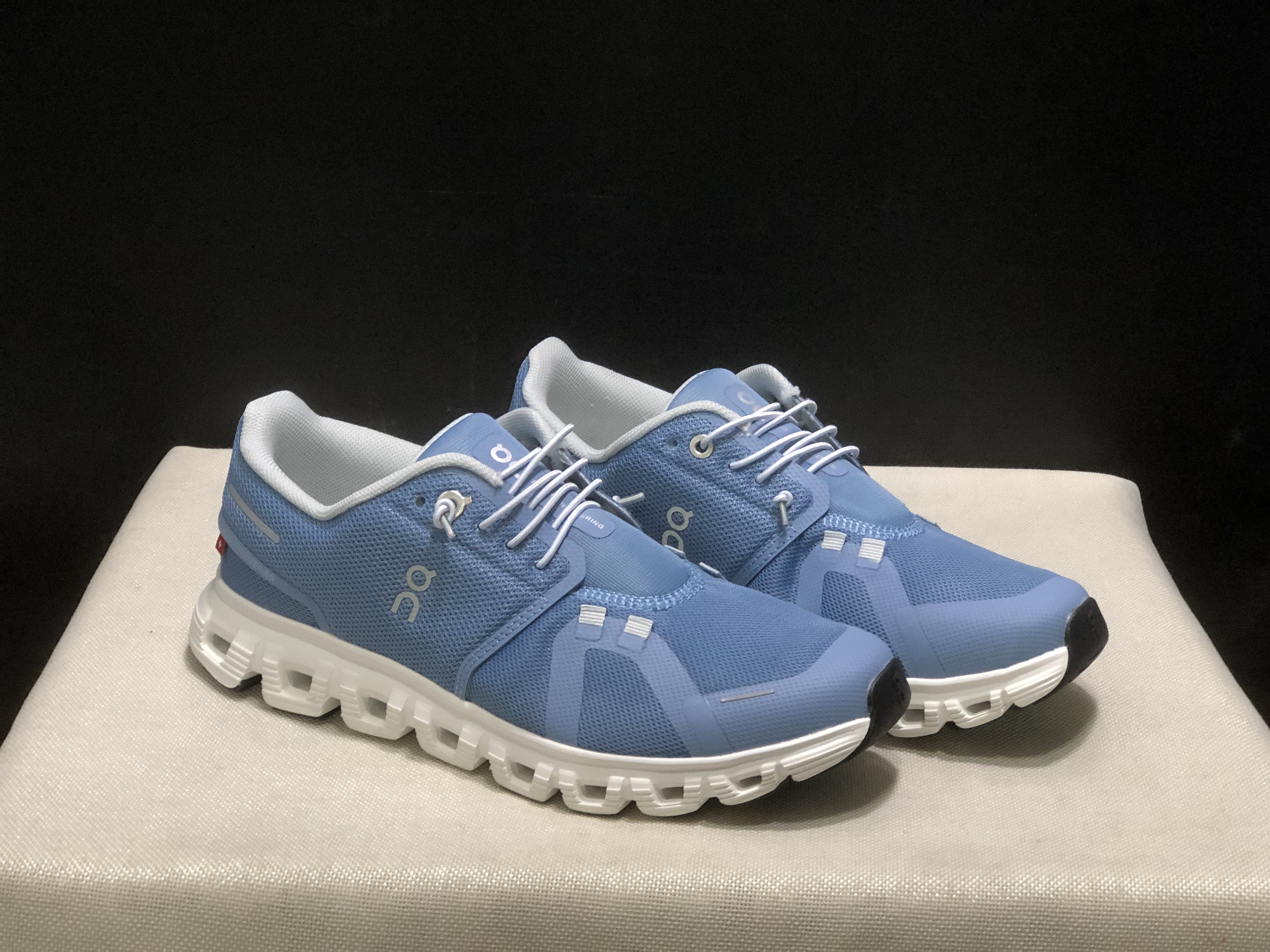 On Running Cloud 6 Casual Life Shoes Blue