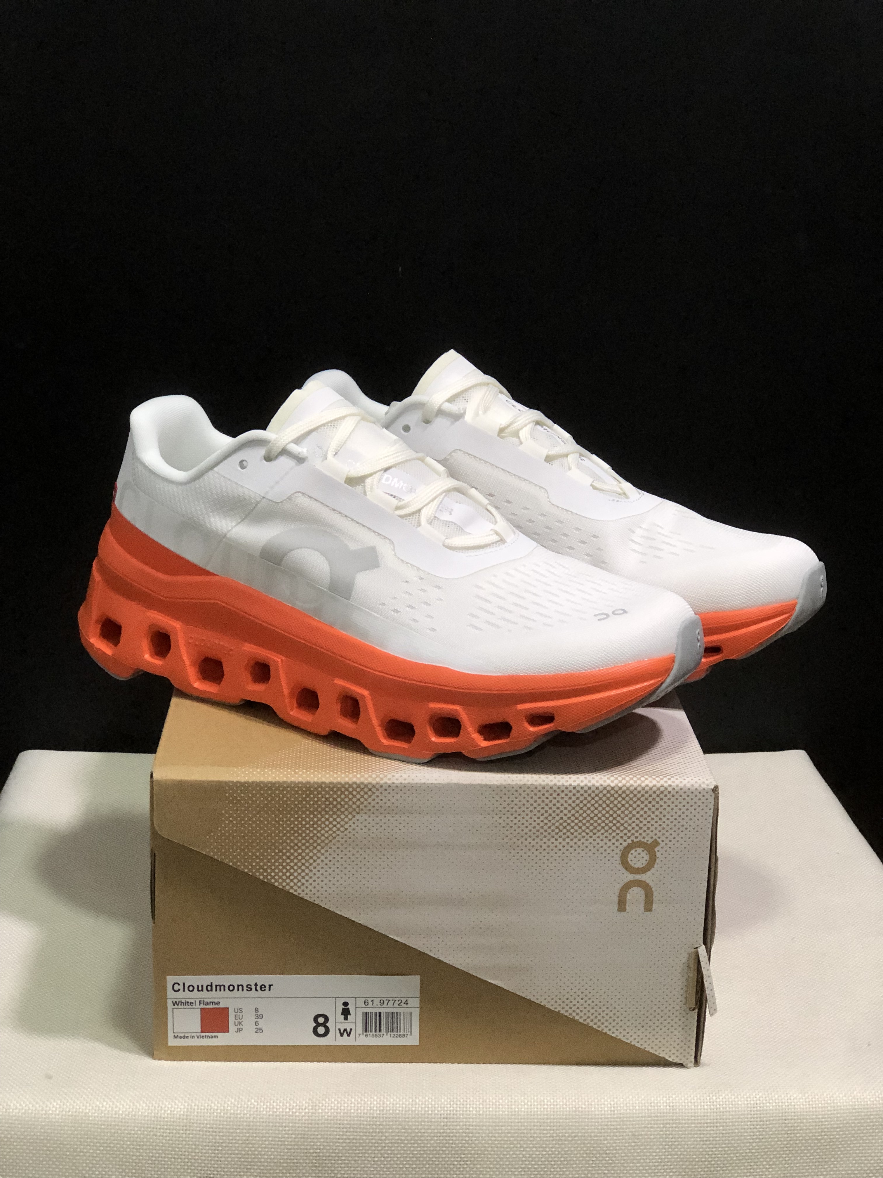 On Running Cloudmonster Anti-Slip Running Shoes White/Flame