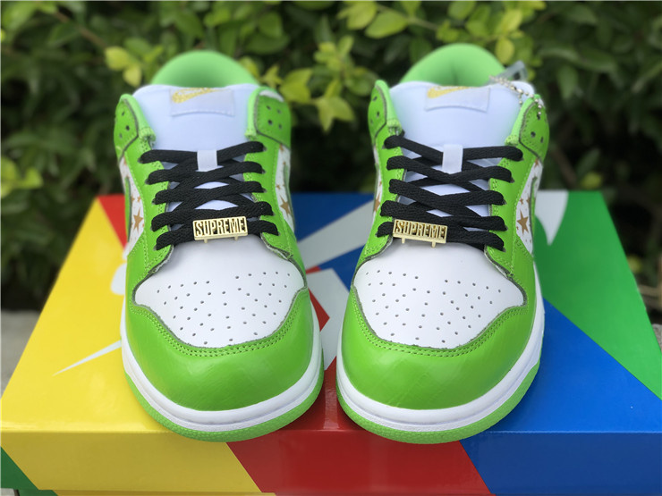Nike Supreme x Dunk OG SB QS Low Mean Green Sneakers