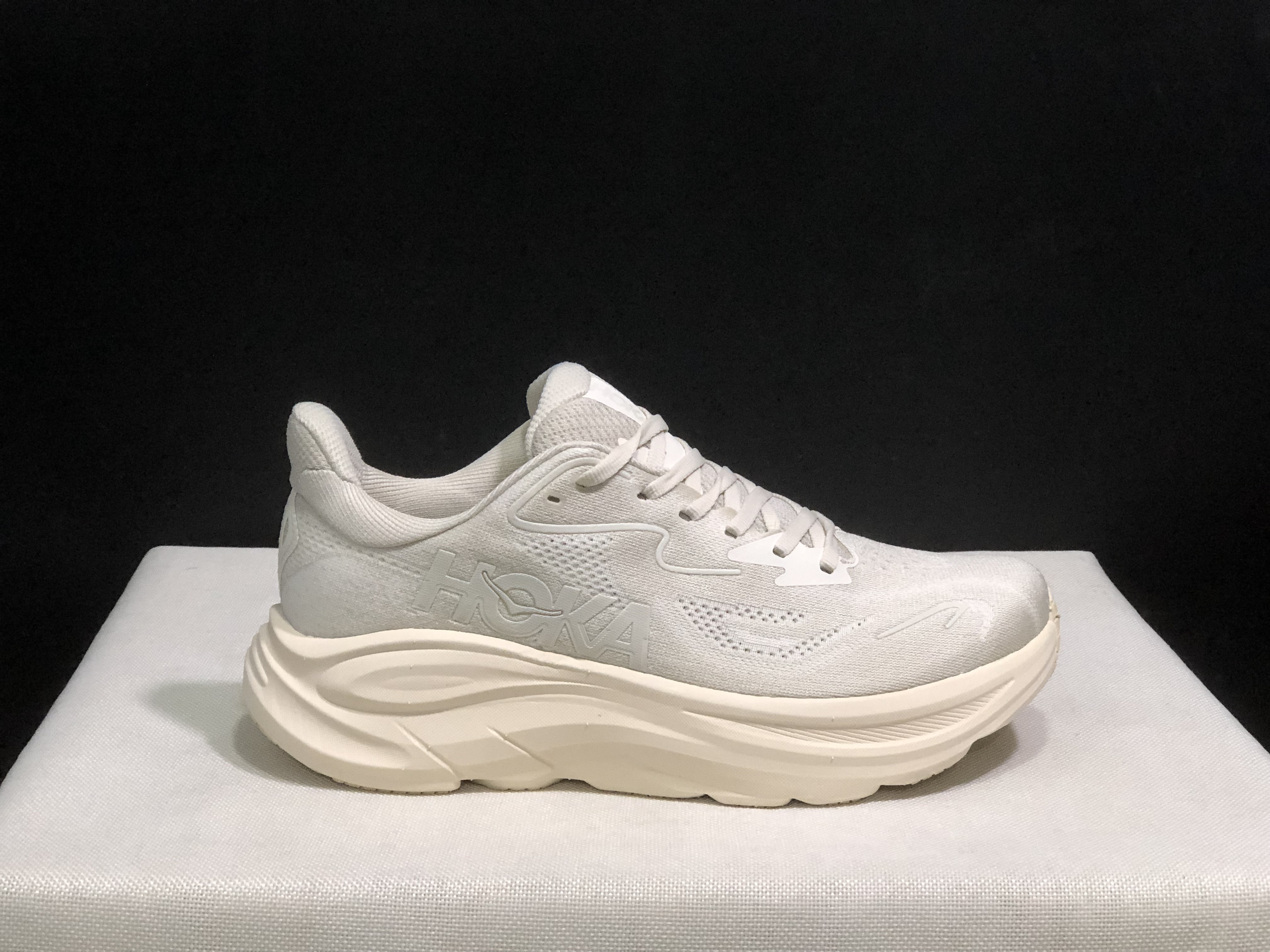 Hoka One One Clifton 10 Fashion Shoes Sneakers Cream