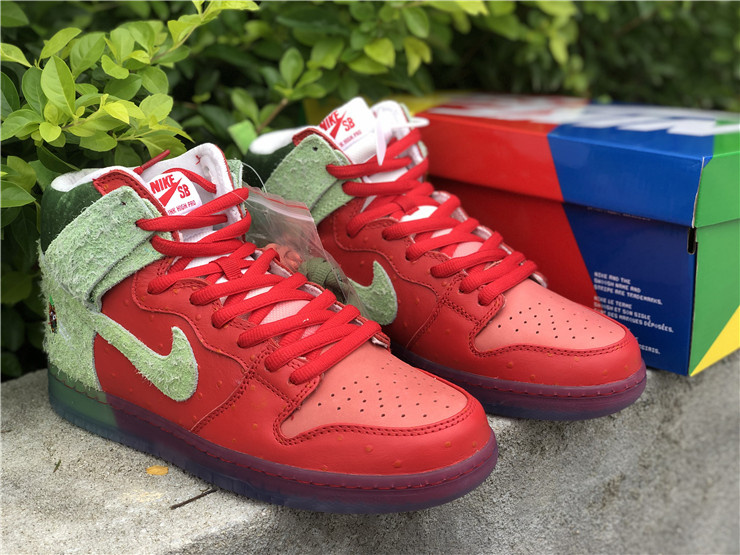 Nike SB Dunk High Strawberry Cough University Red Spinach Green Sneakers