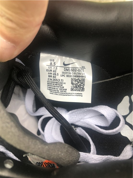 Nike Dunk Off-White Low ��50 of 50�� Black Silver Sneakers