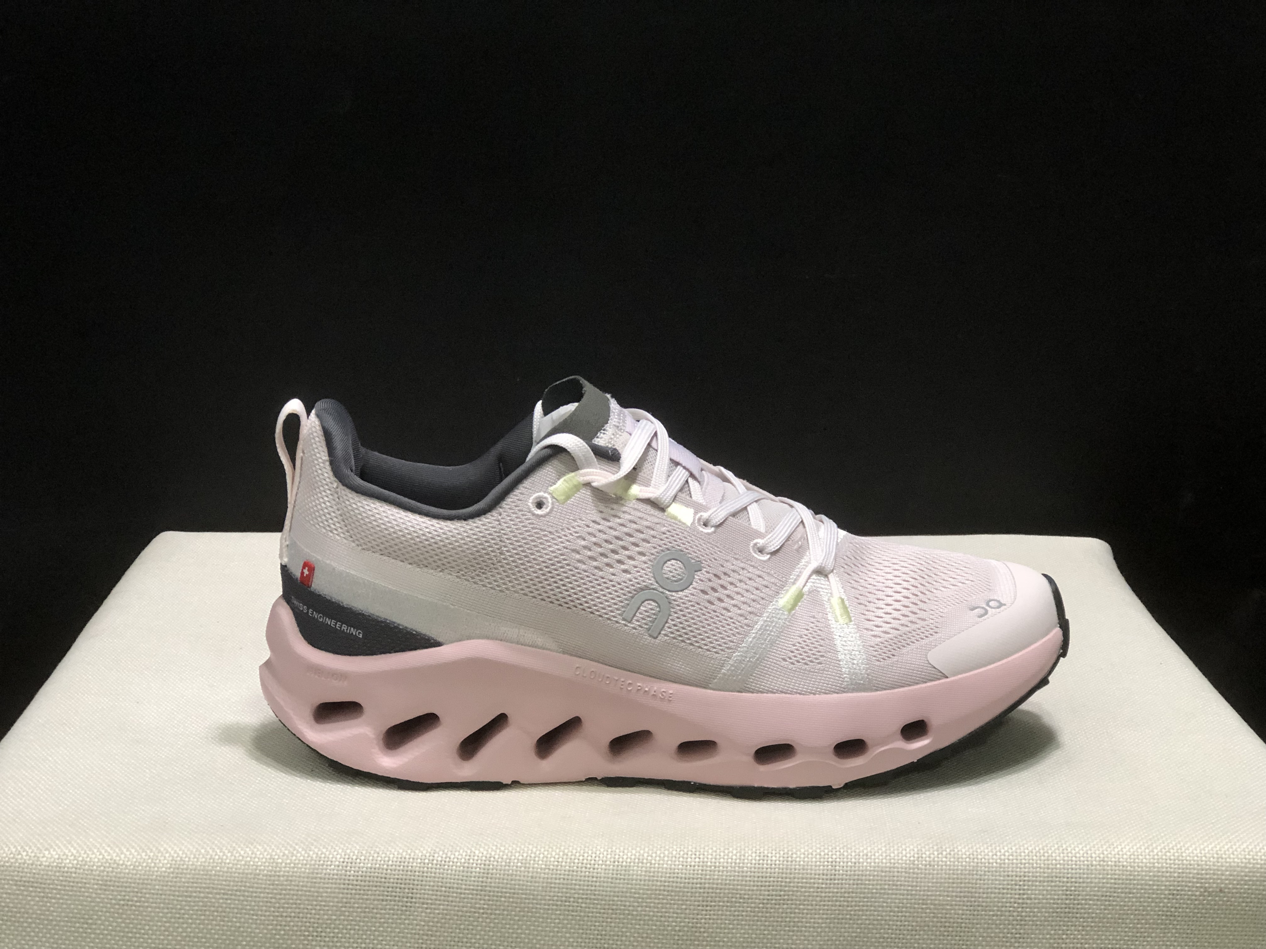 On Running Cloudsurfer 2 Casual Running Shoes Light Grey/Pink