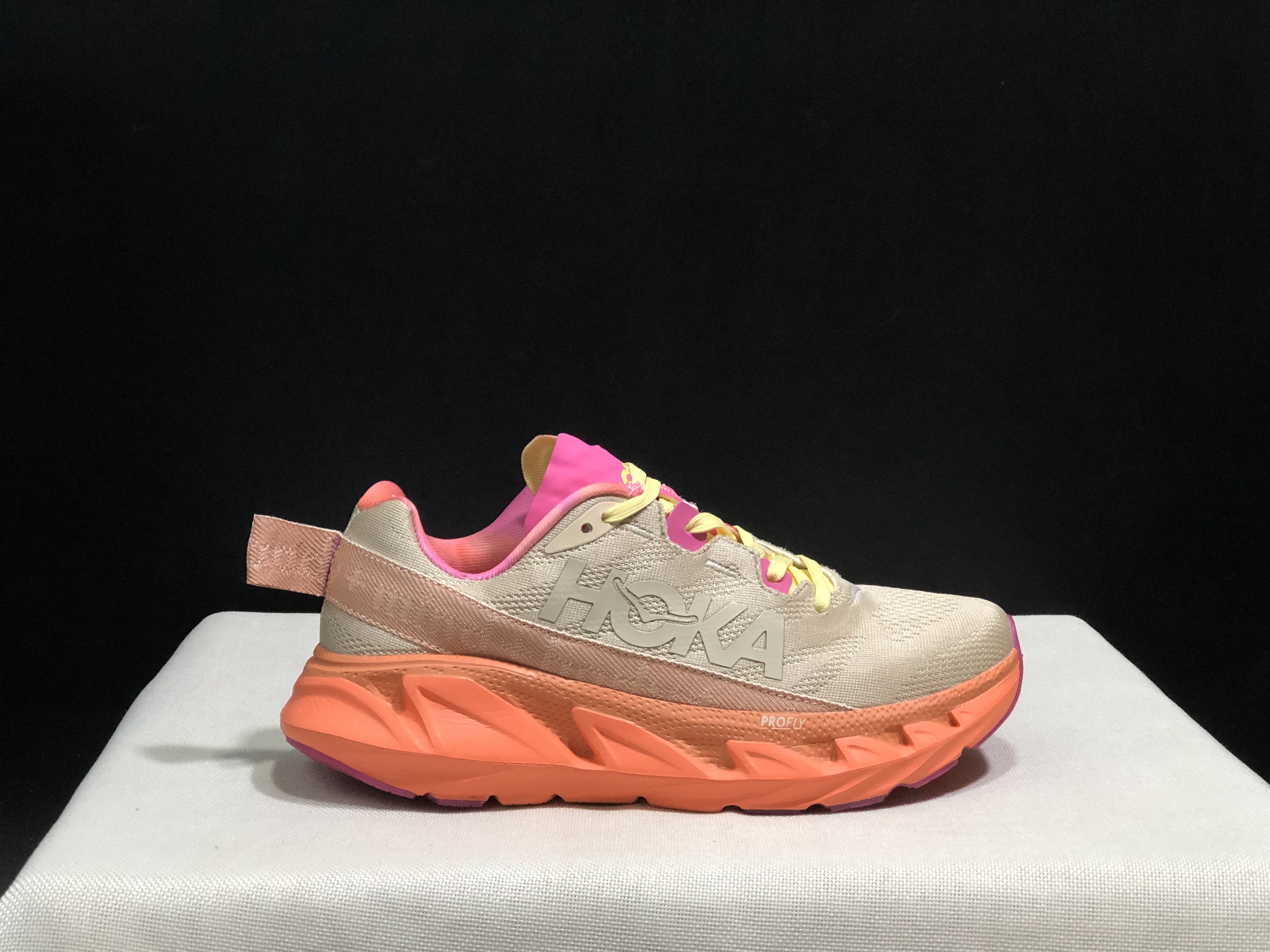 Hoka One One Elevon 2 Anti-slip Wear-resistant Running Shoes Sneakers Beige