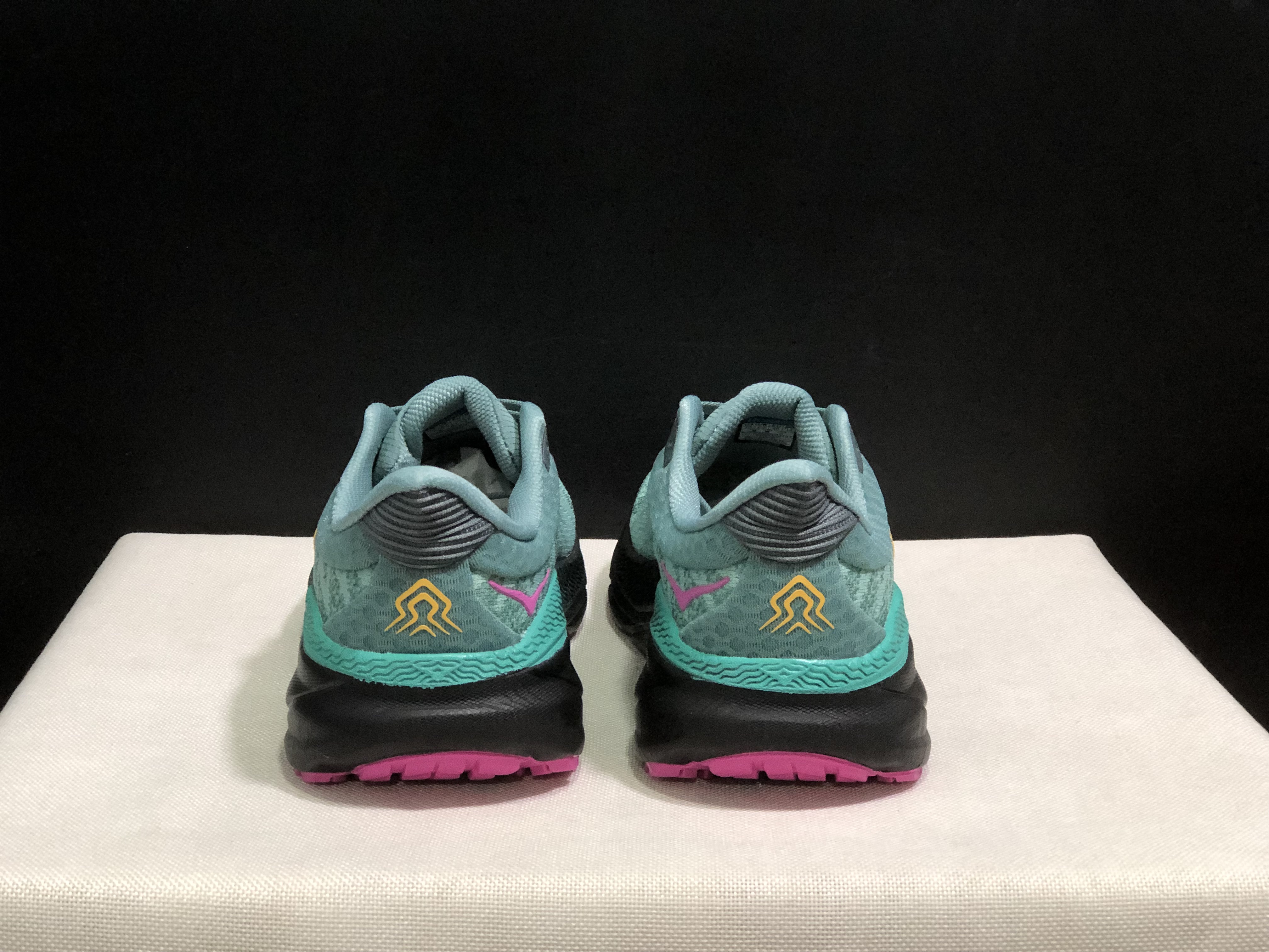 Hoka One One Challenger 7 Shock-absorbing Breathable Running Shoes Teal Sneakers