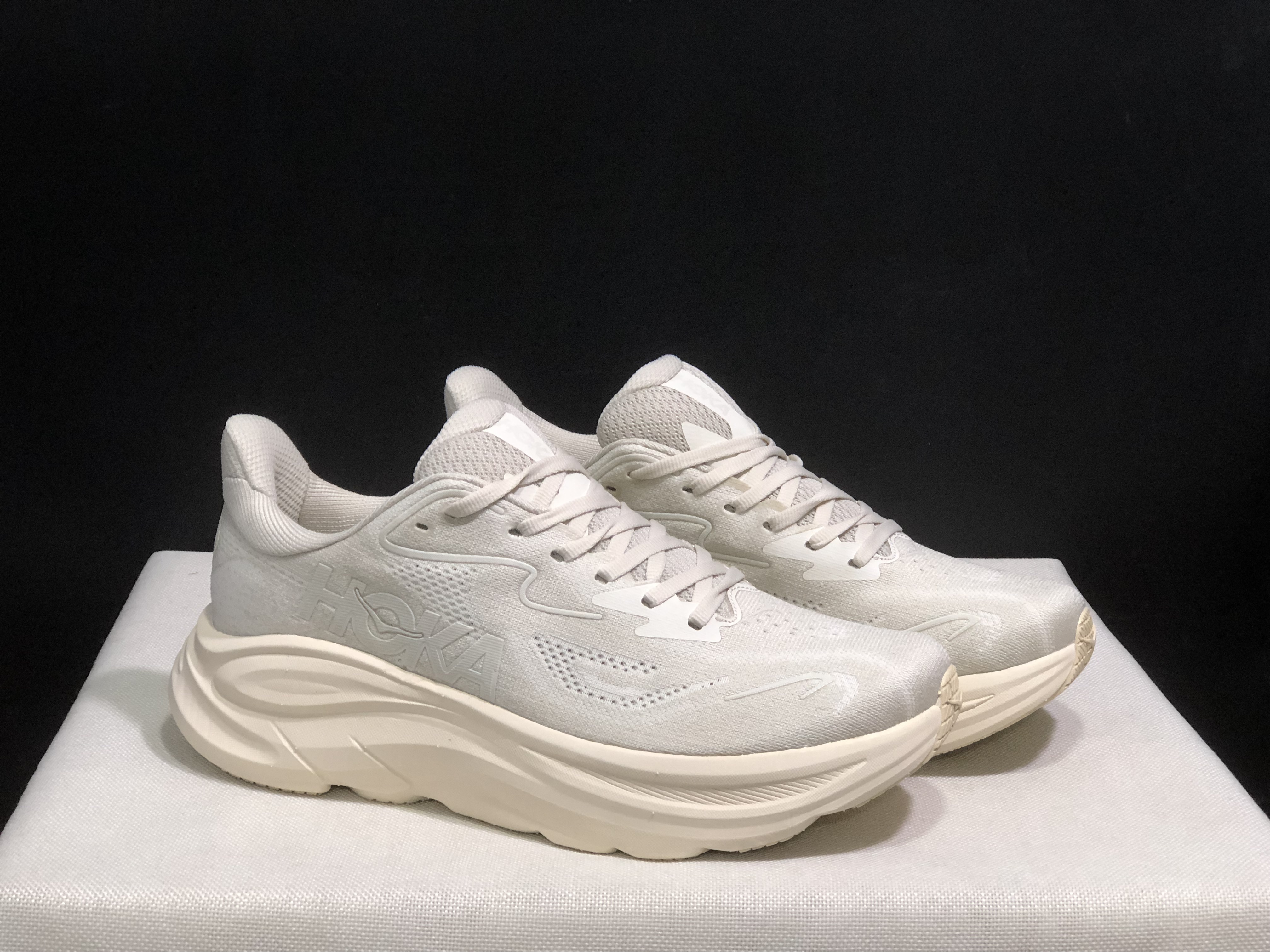 Hoka One One Clifton 10 Fashion Shoes Sneakers Cream