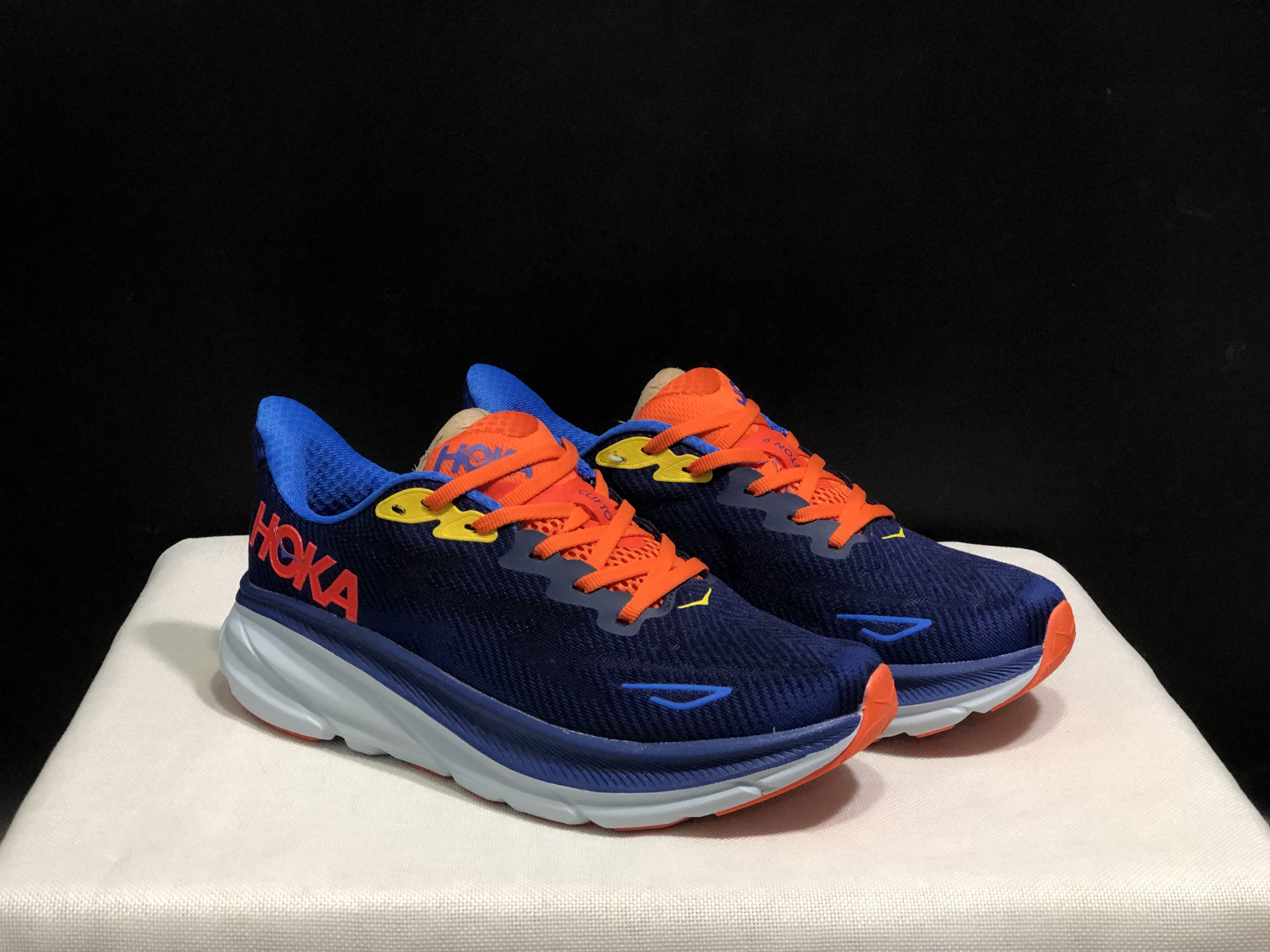 Hoka One One Clifton 9 Running Shoes Athletic Shoes Sneakers Navy
