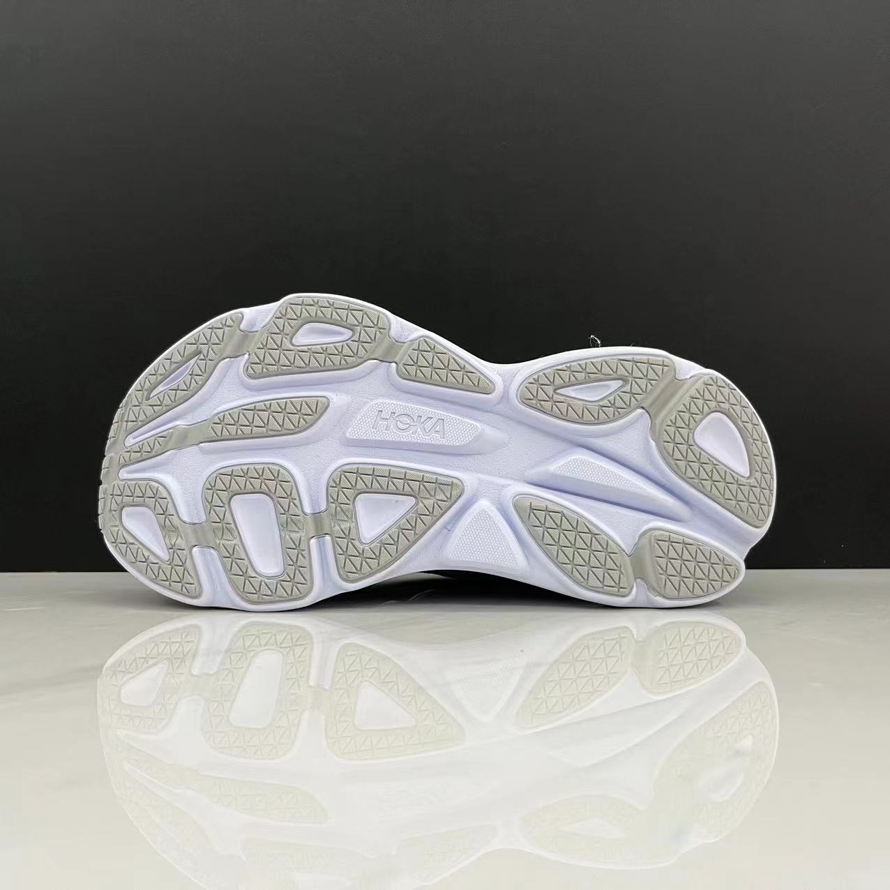 Hoka One One Bondi 8 Breathable Low-top Running Shoes Sneakers Light Gray