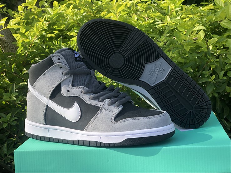 Nike SB Zoom Dunk High Pro Dark Grey Black Sneakers