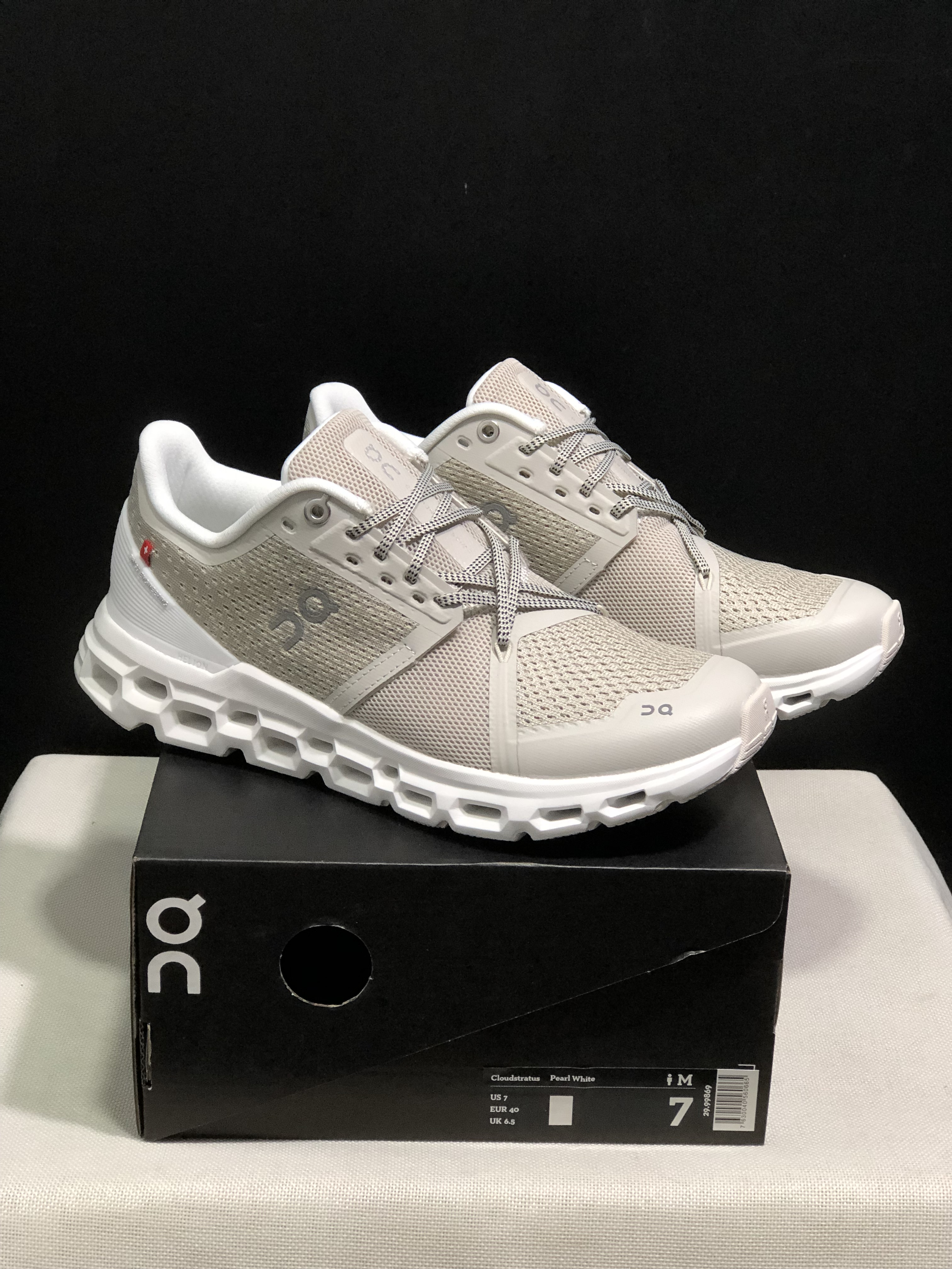 On Running Cloudstratus Shock-Absorbing And Breathable Running Shoes Khaki