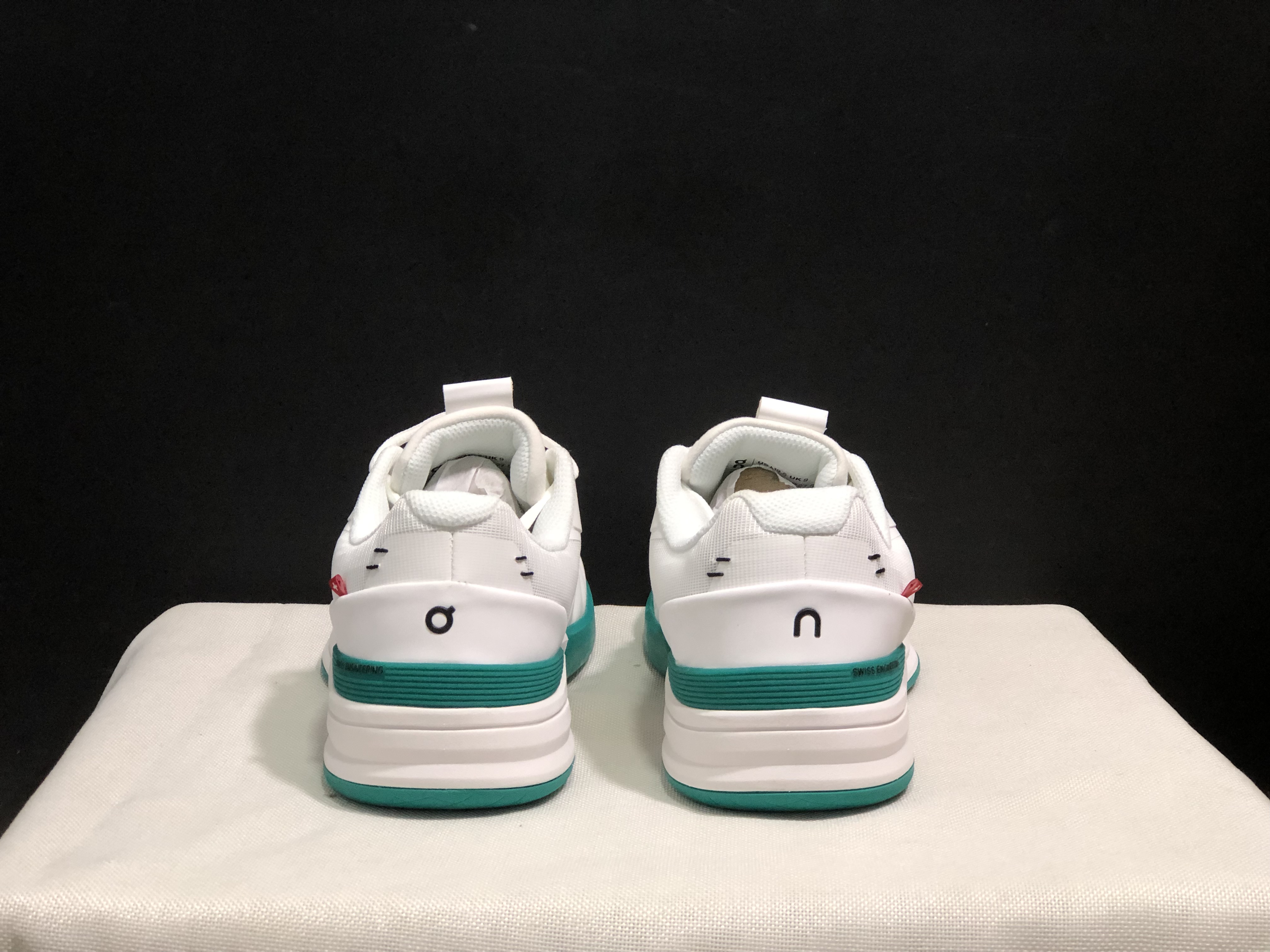 On Running The Roger Rro Durable And Breathable Tennis Shoes White/Mint Green
