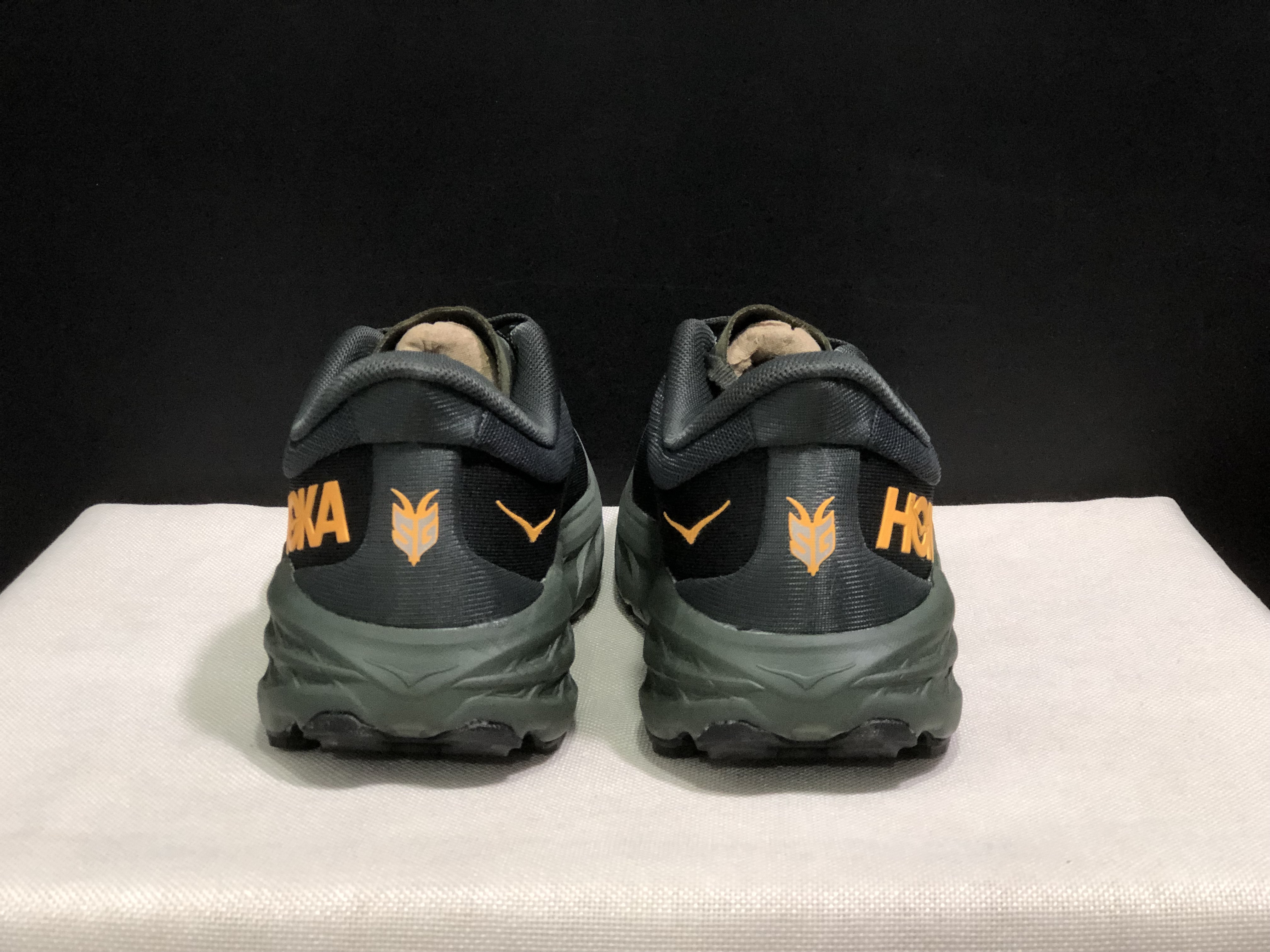 Hoka One One Speedgoat 5 Men's Trail Running Shoes Sneakers Black