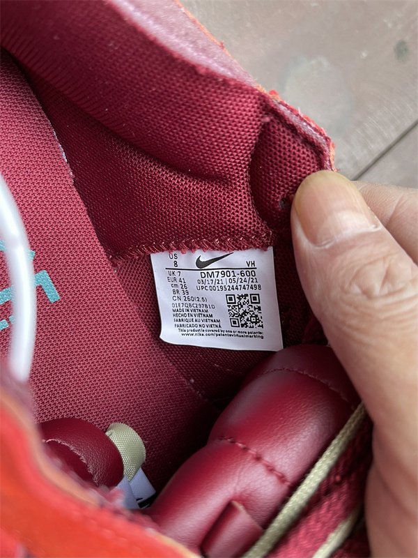 Nike Blazer Low Sacai Kaws Team Red Multicolour Sneakers