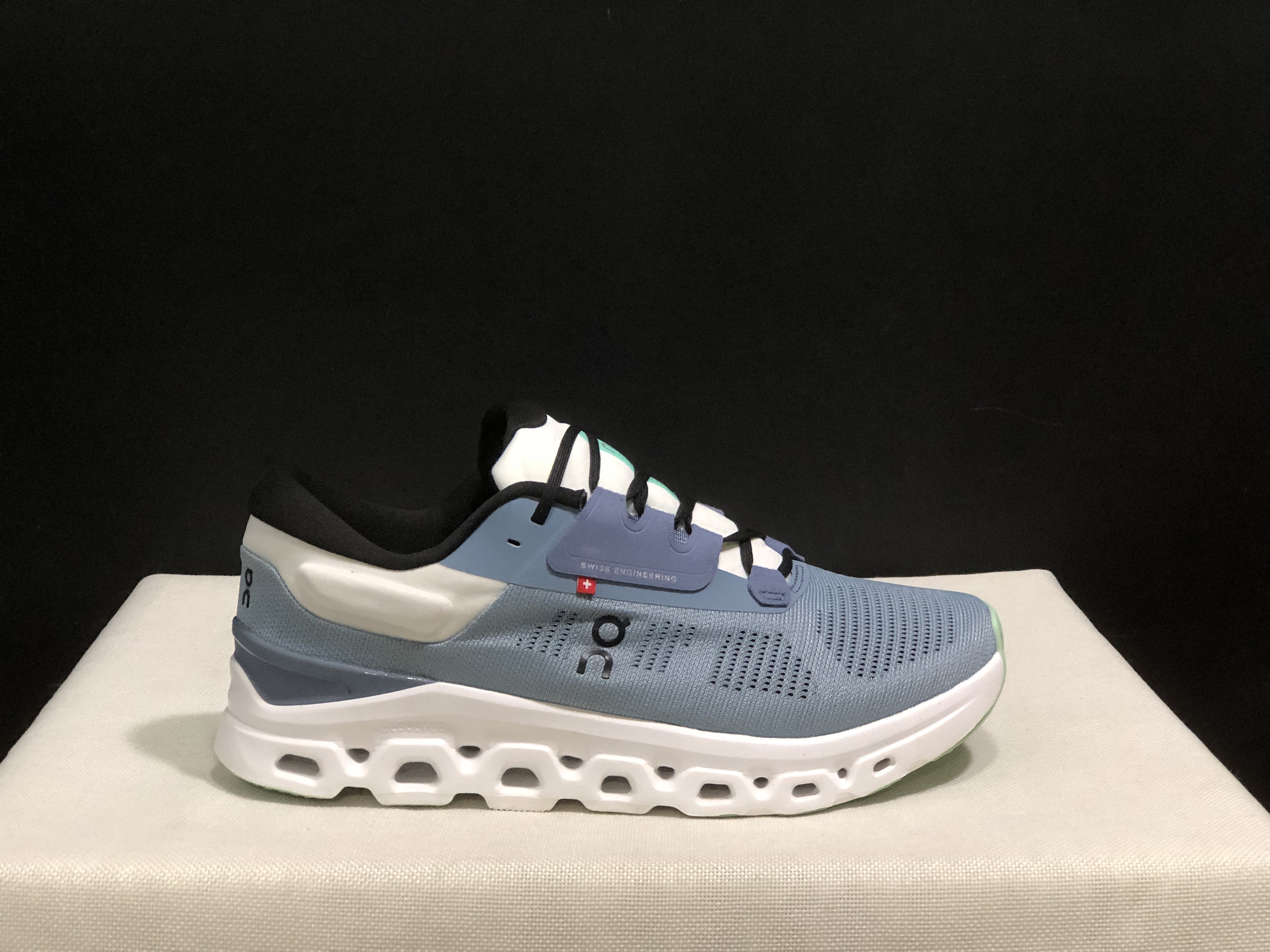 On Running Cloudstratus 3 Anti-Slip Running Shoes Haze Blue/White