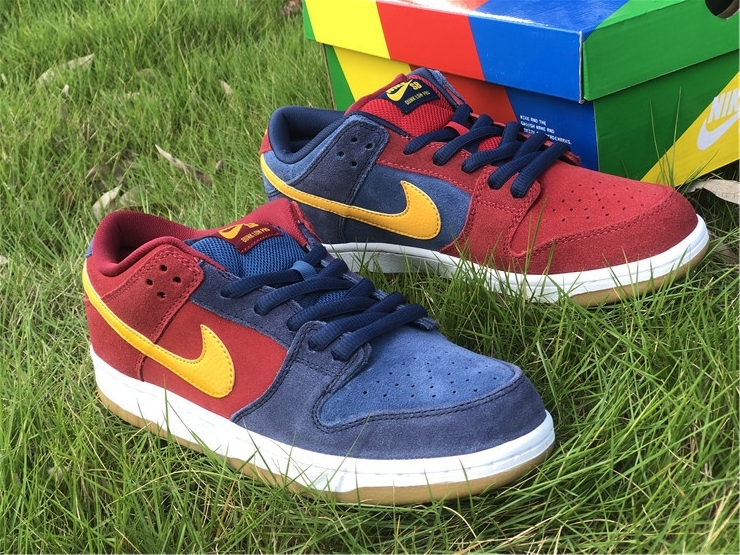 Nike SB Dunk Low Barcelona Catalonia Low Top Blue Red Sneakers