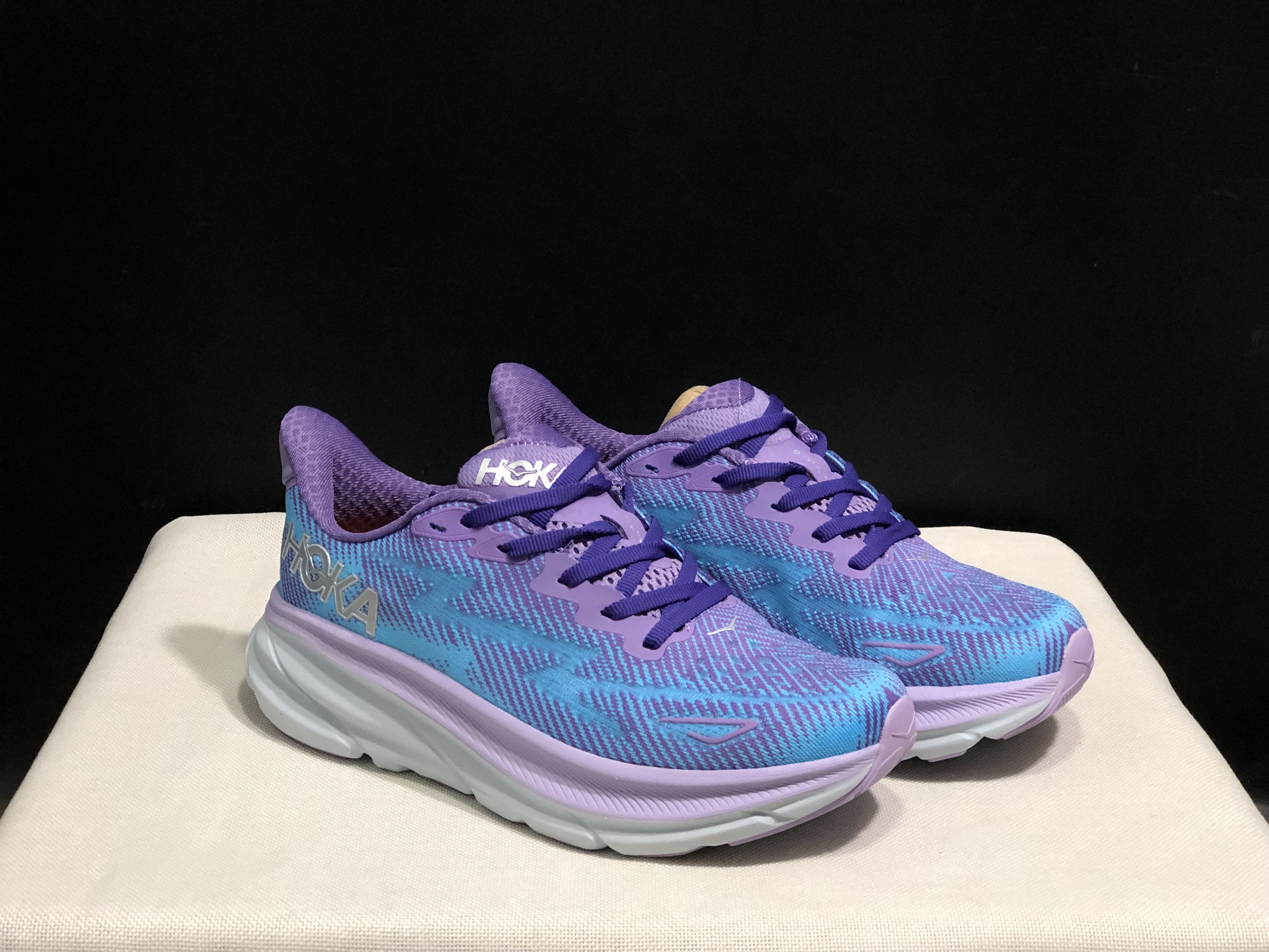 Hoka One One Clifton 9 Running Shoes Athletic Shoes Sneakers Light Purple