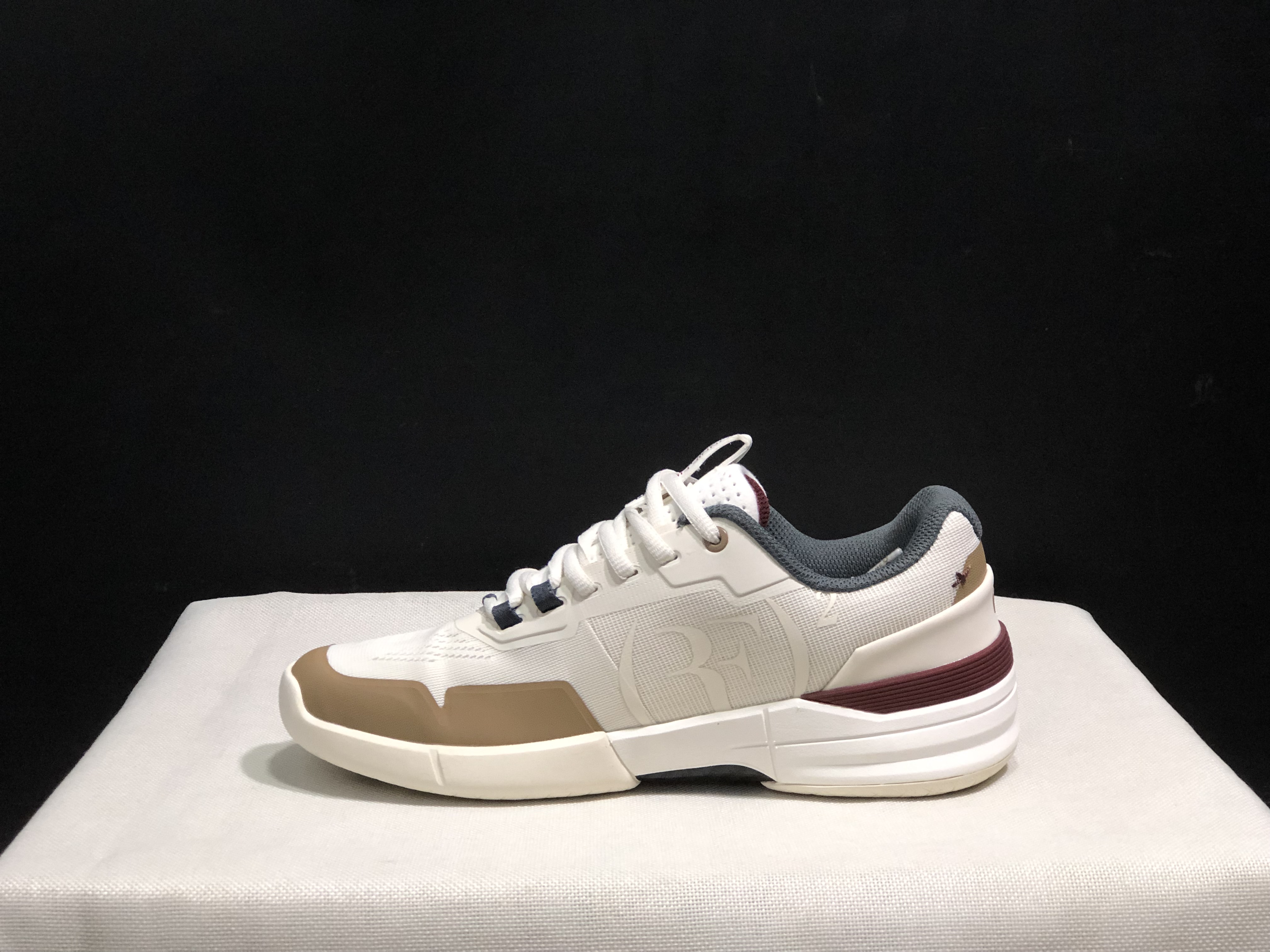 On Running The Roger Rro Durable And Breathable Tennis Shoes Beige/Earthy Yellow