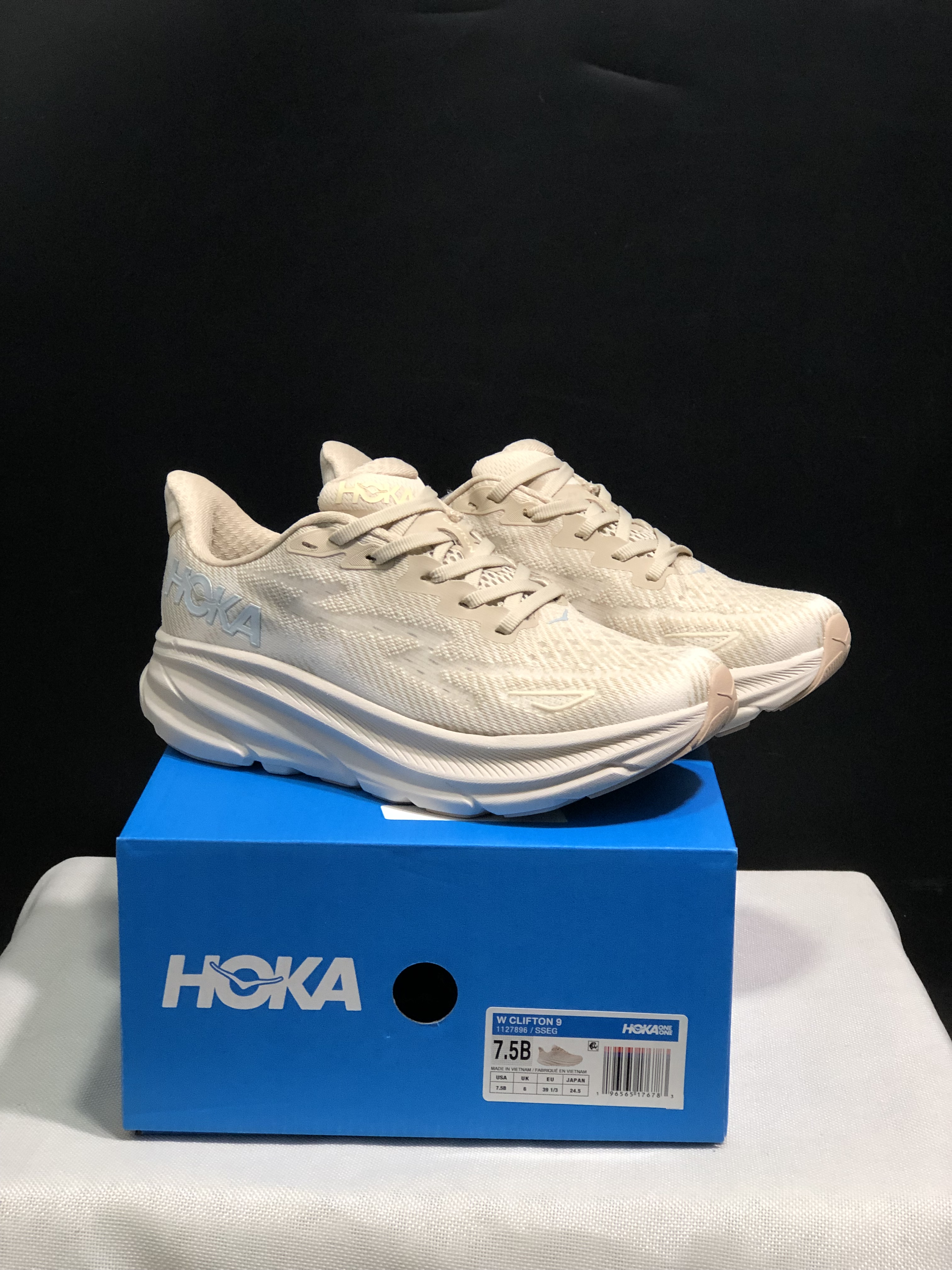 Hoka One One Clifton 9 Running Shoes Athletic Shoes Sneakers Cream