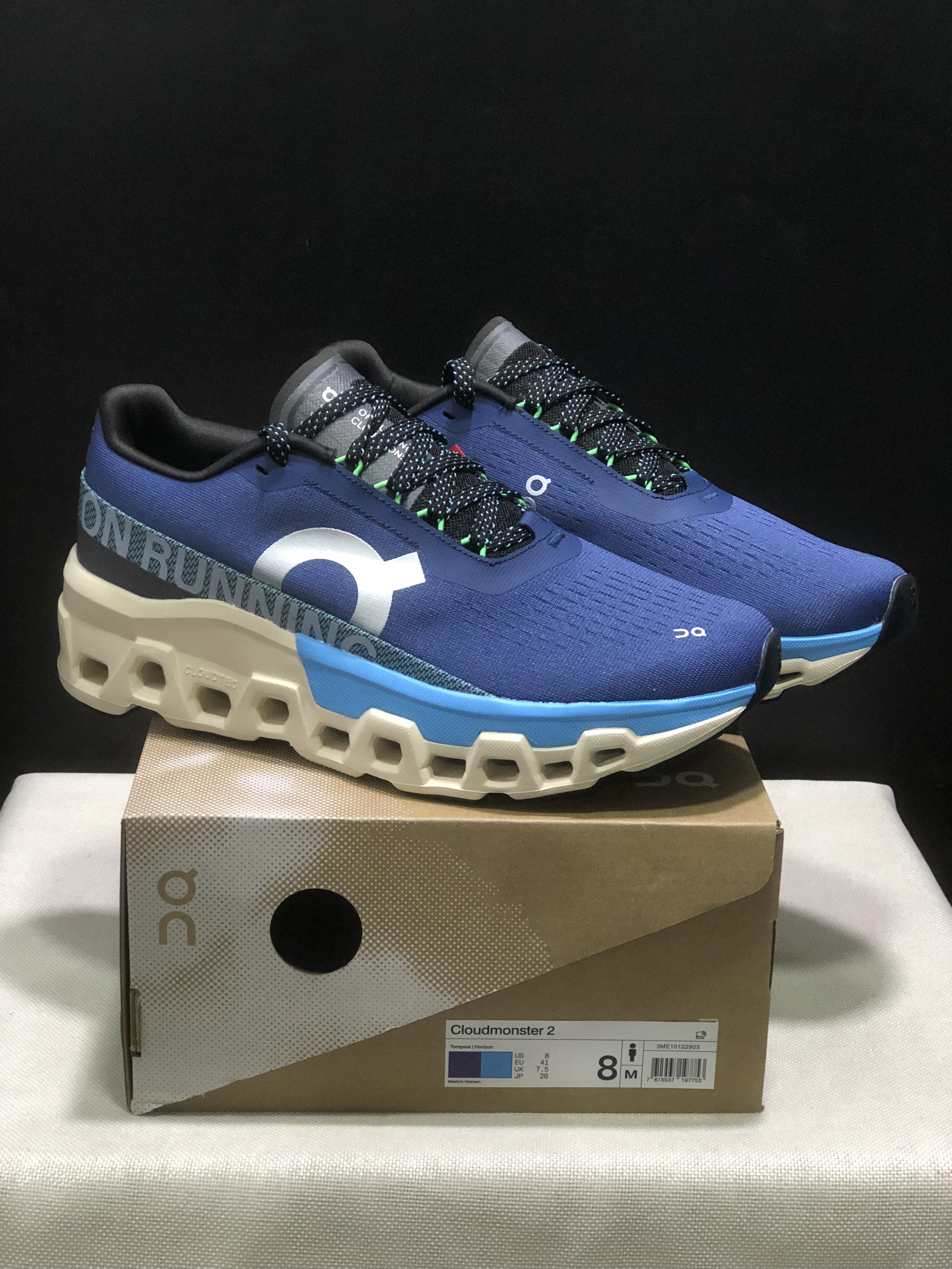 On Running Cloudmonster 2 Shock-Absorbing And Breathable Running Shoes Blue