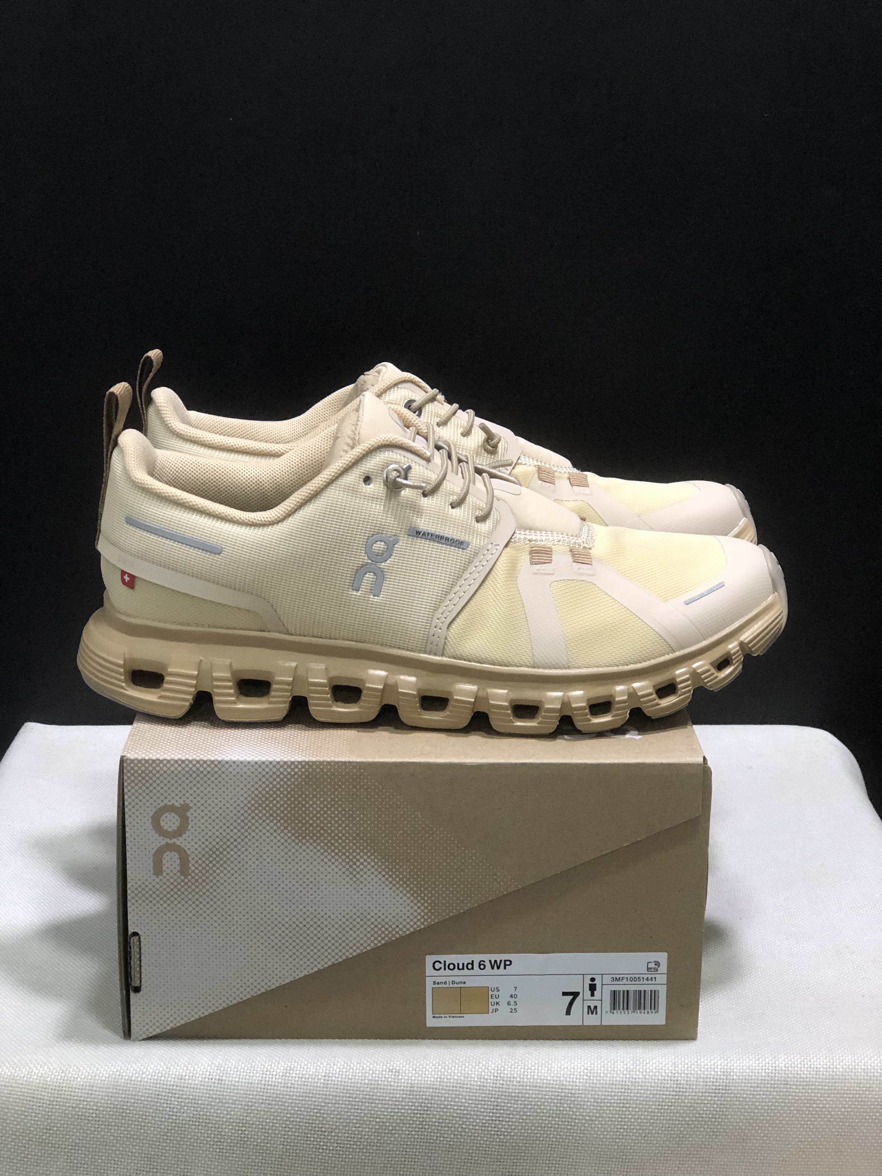 On Running Cloud 6 Casual Life Shoes Light Yellow