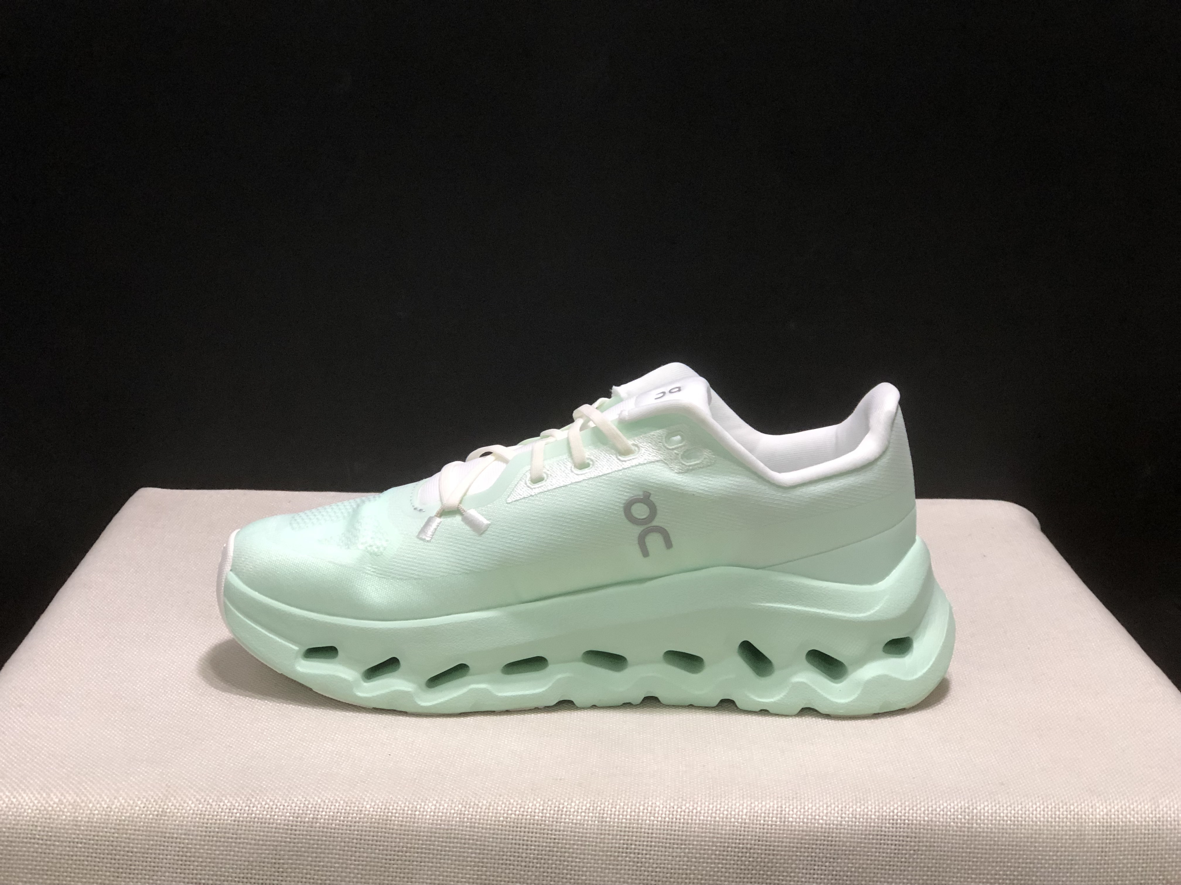 On Running Cloudtilt Durable Casual Life Shoes White/Mint Green