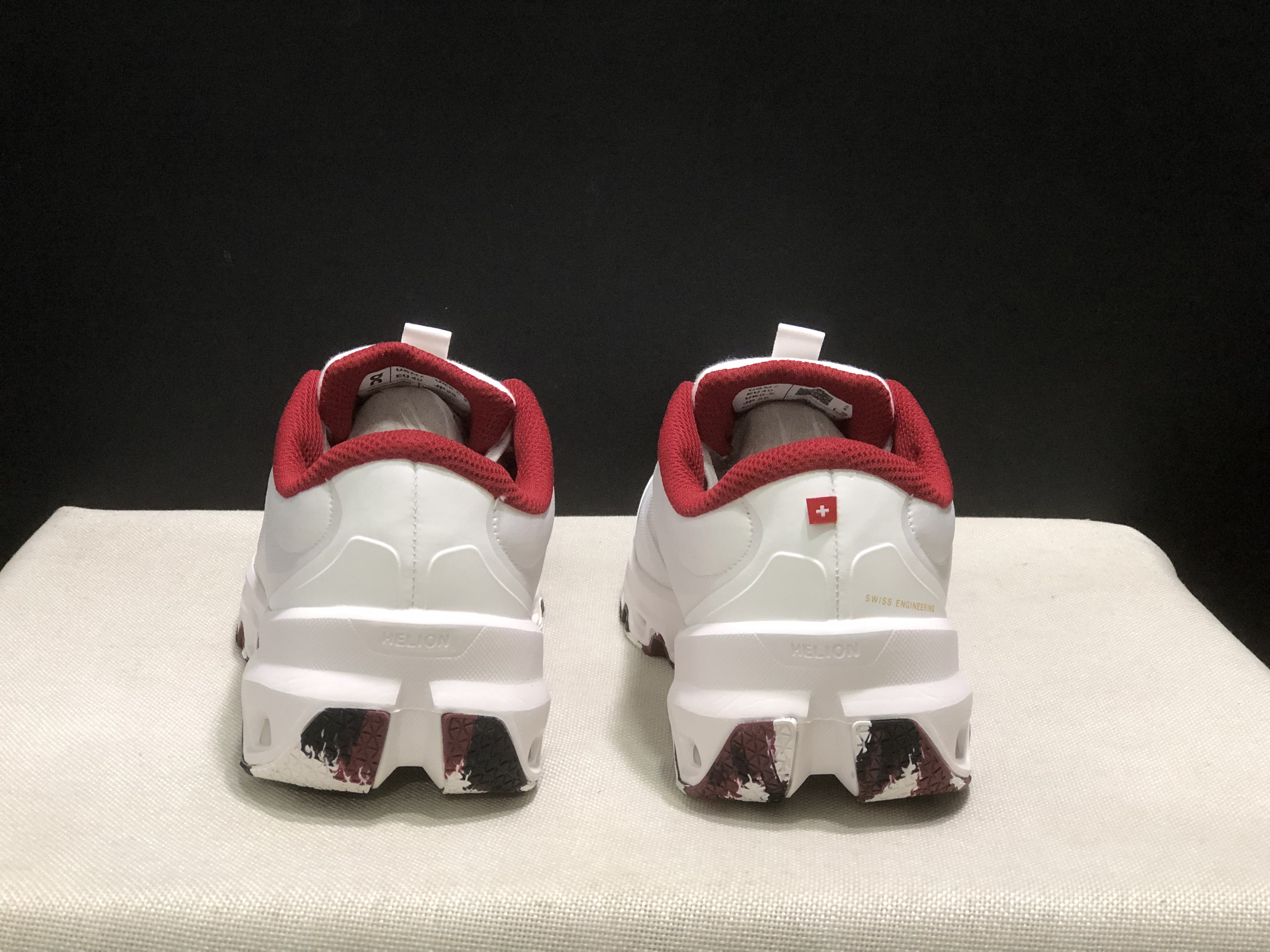 LOEWE x On Running Cloudventure 2.0 Running Shoes Co-Signed Edition White/Red