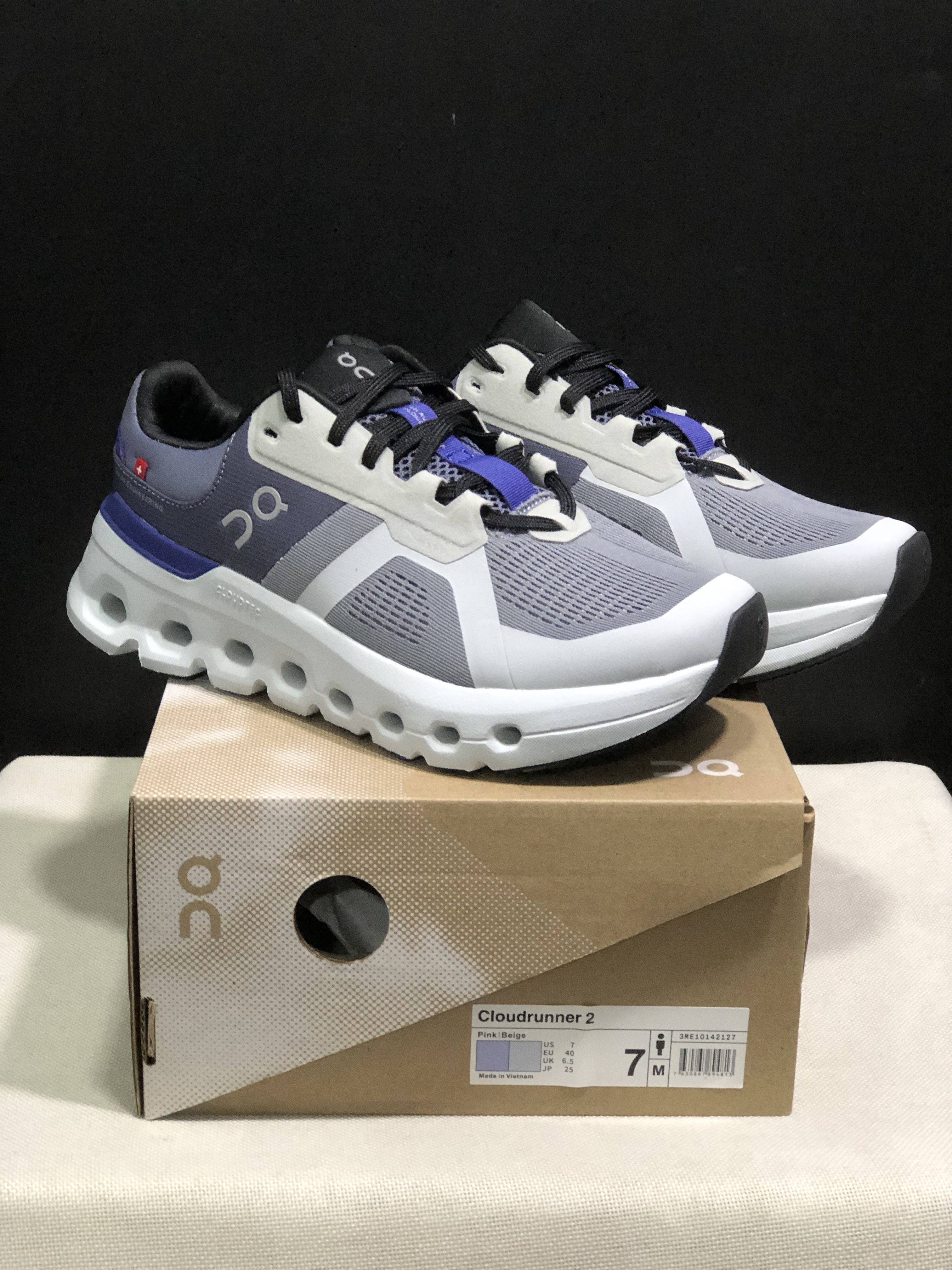 On Running Cloudrunner 2 Mesh Breathable Grey Running Shoes