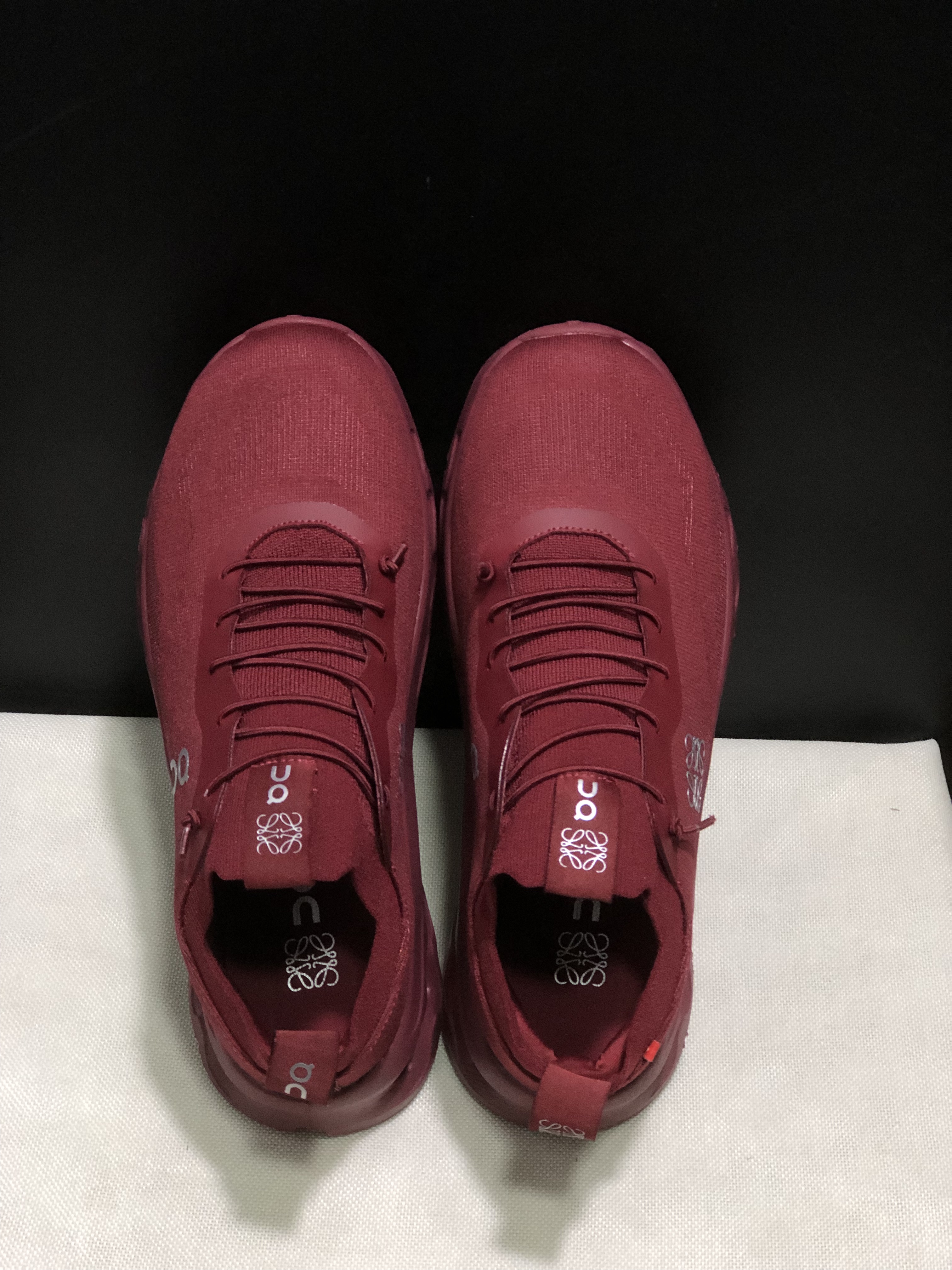 LOEWE x On Running Cloudtilt Running Shoes Co-Signed Edition Red