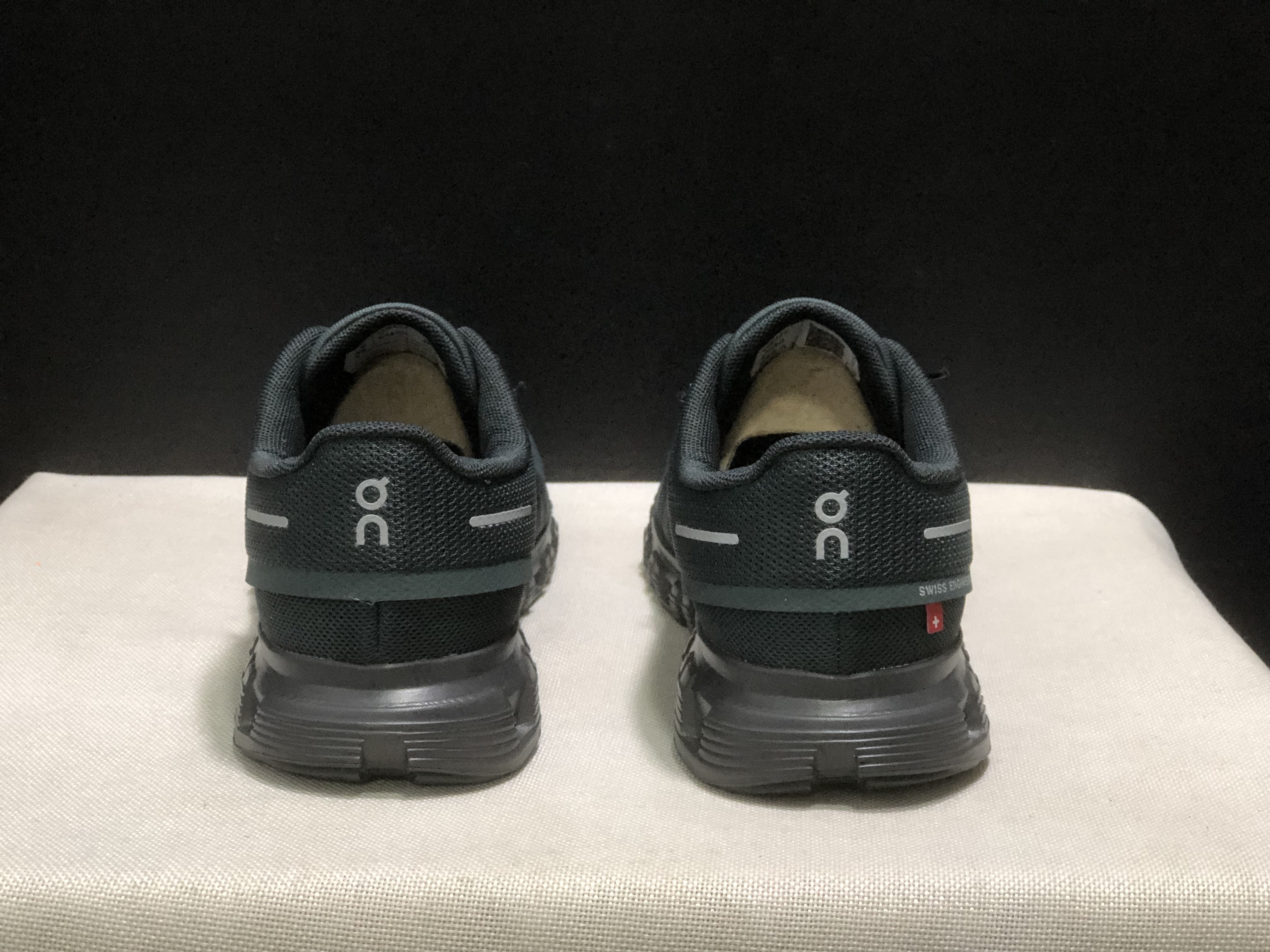 On Running Cloud 6 Casual Life Shoes Dark Green