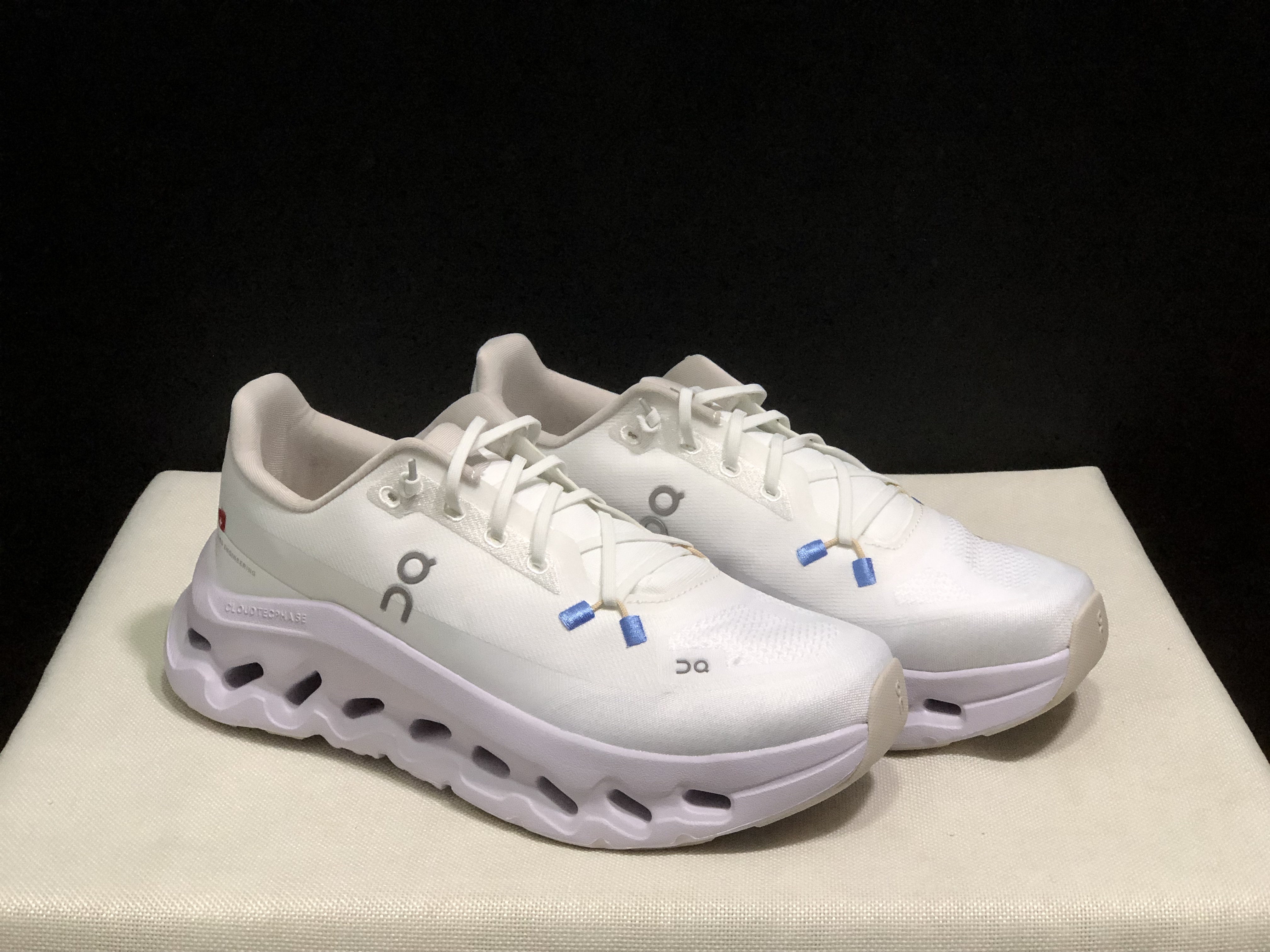 On Running Cloudtilt Durable Casual Life Shoes Beige/Light Purple