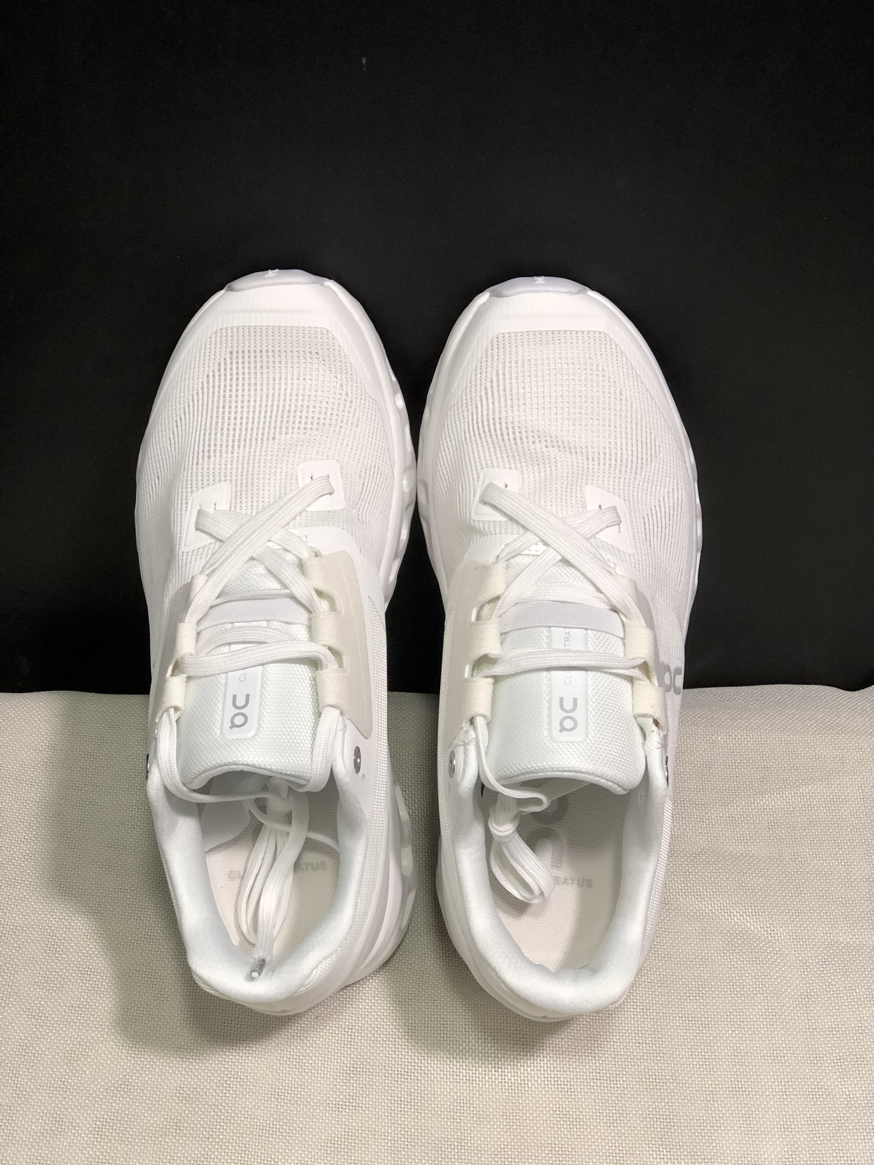 On Running Cloudstratus Breathable Support Running Shoes All White