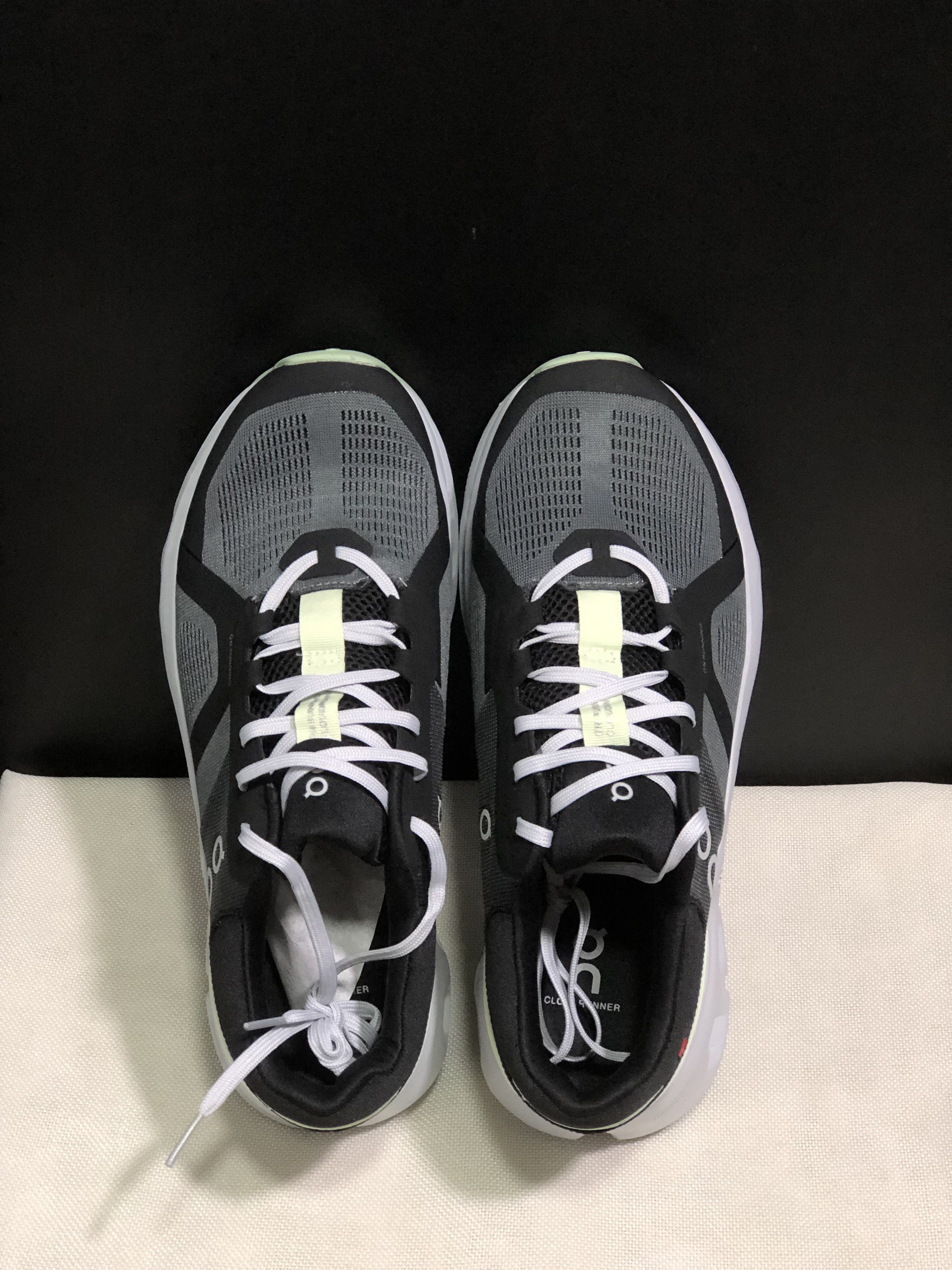 On Running Cloudrunner 2 Mesh Breathable Running Shoes Black/Grey