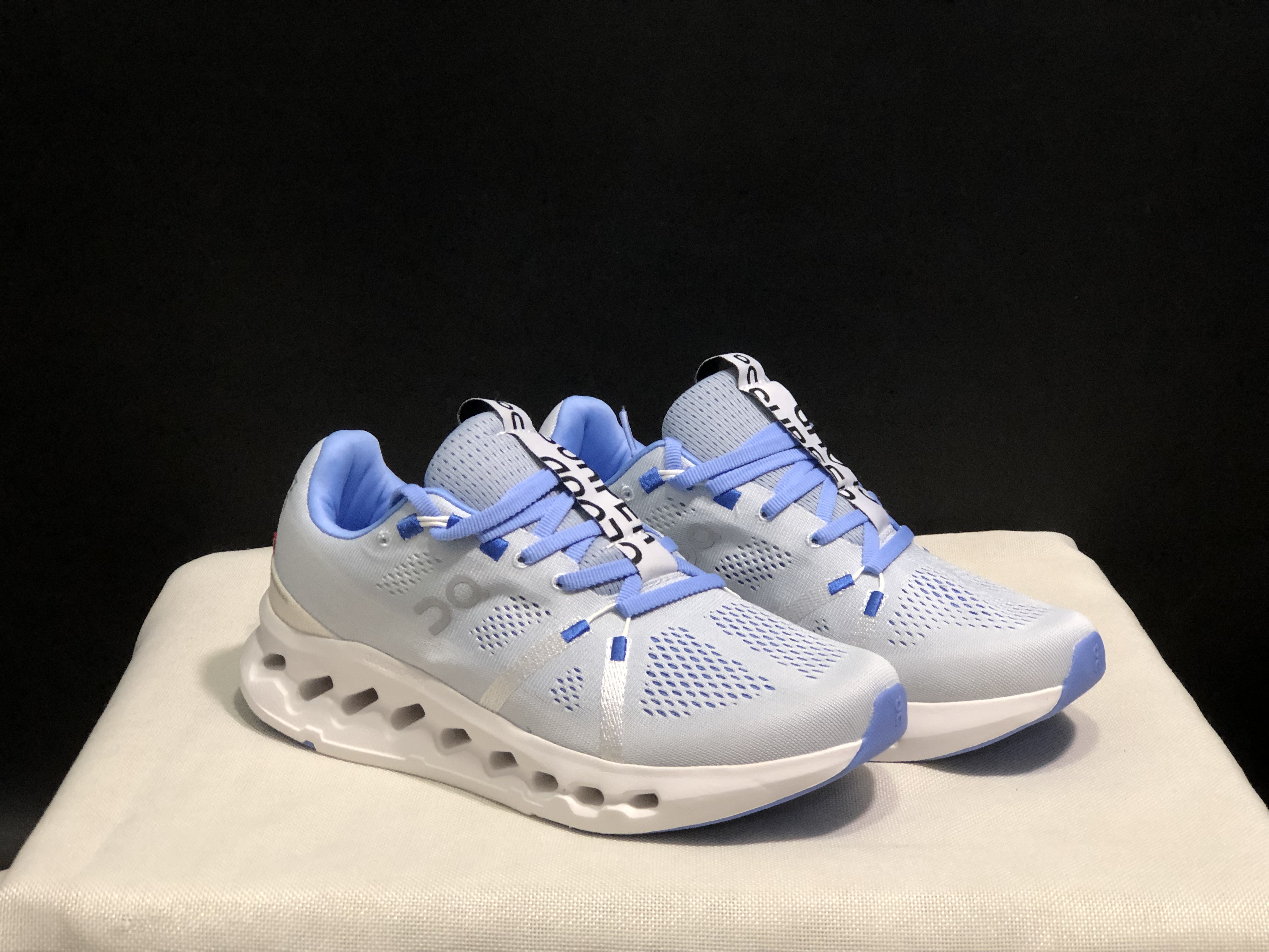 On Running Cloudsurfer Training Anti-Slip Running Shoes Light Blue/White