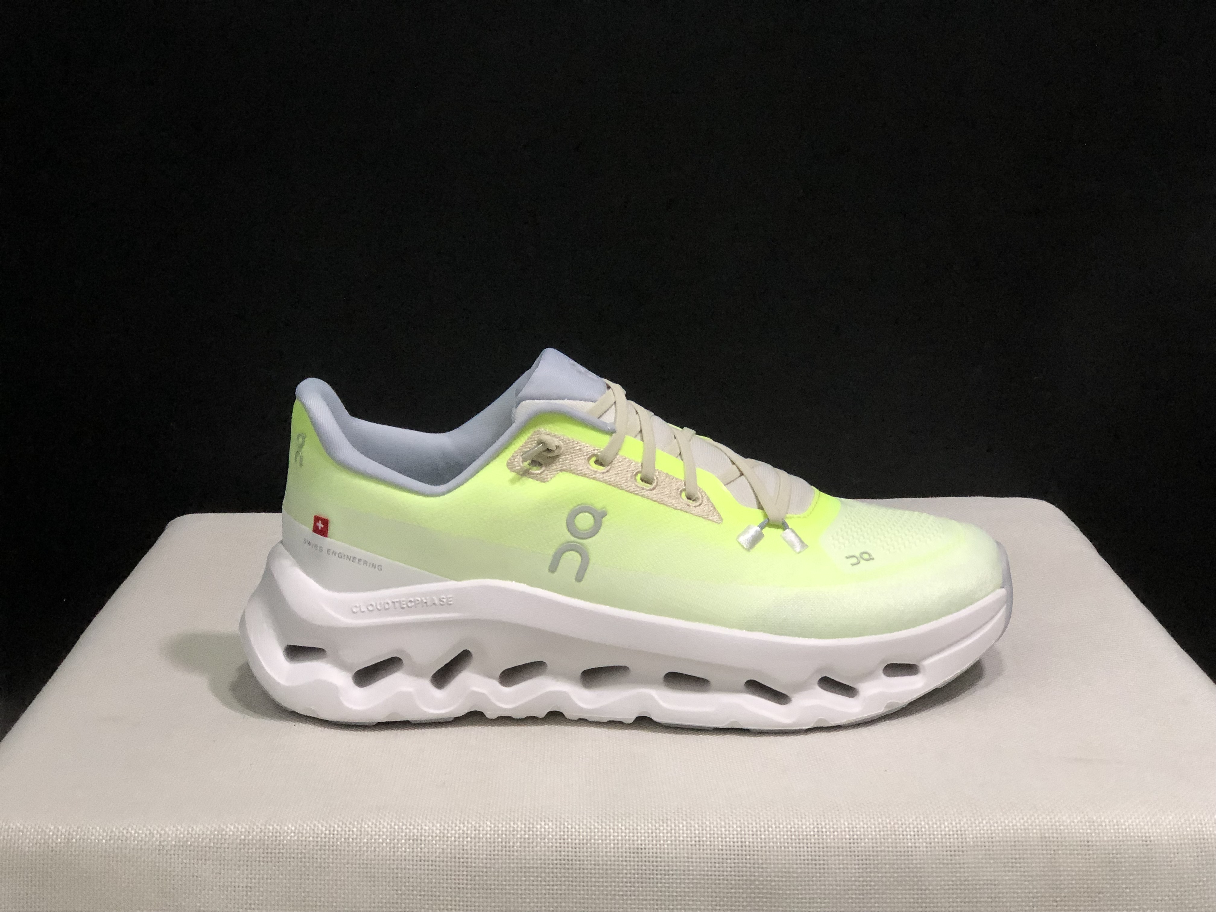 On Running Cloudtilt Durable Casual Life Shoes Fluorescent Green/Ivory