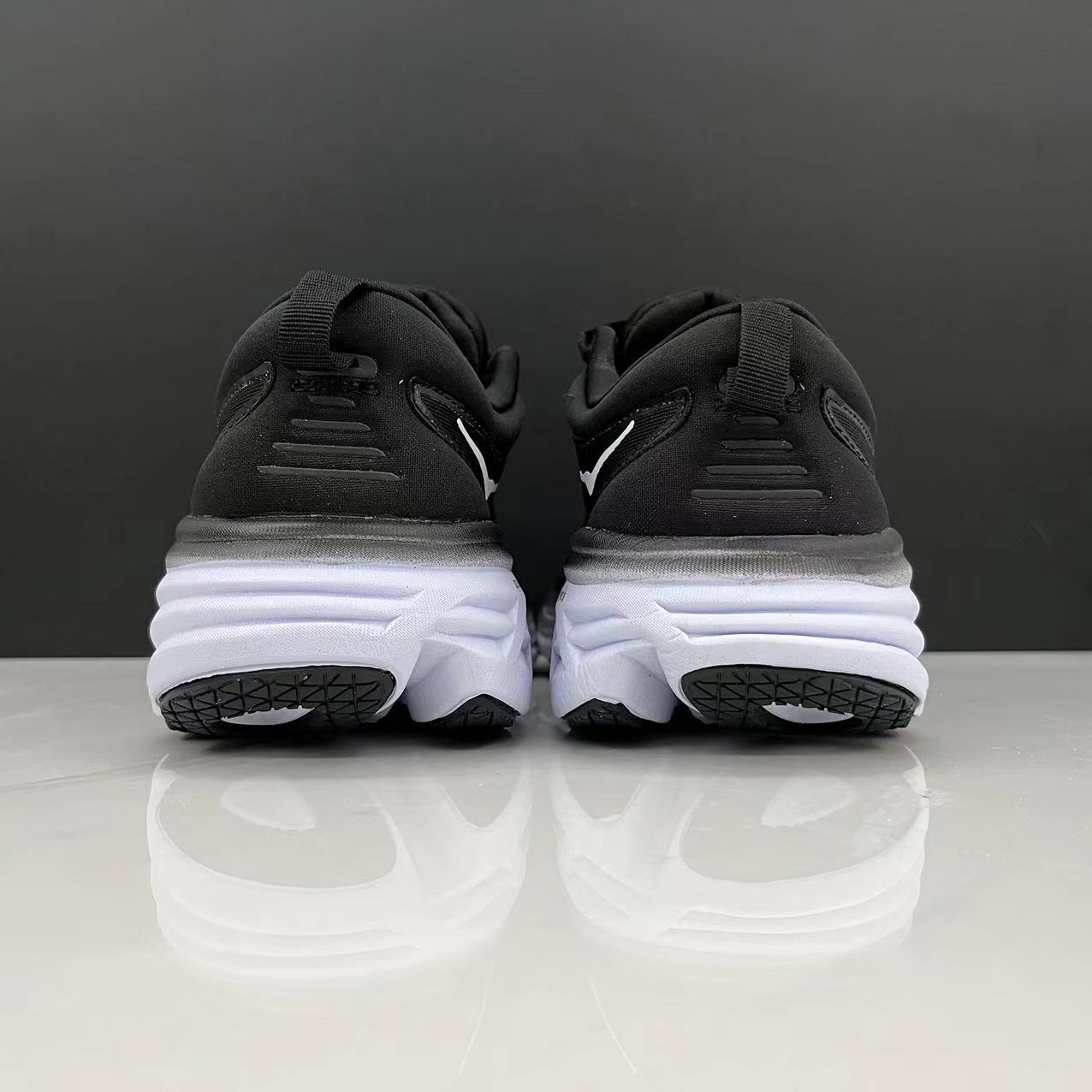 Hoka One One Bondi 8 Breathable Low-top Running Shoes Sneakers Black/White