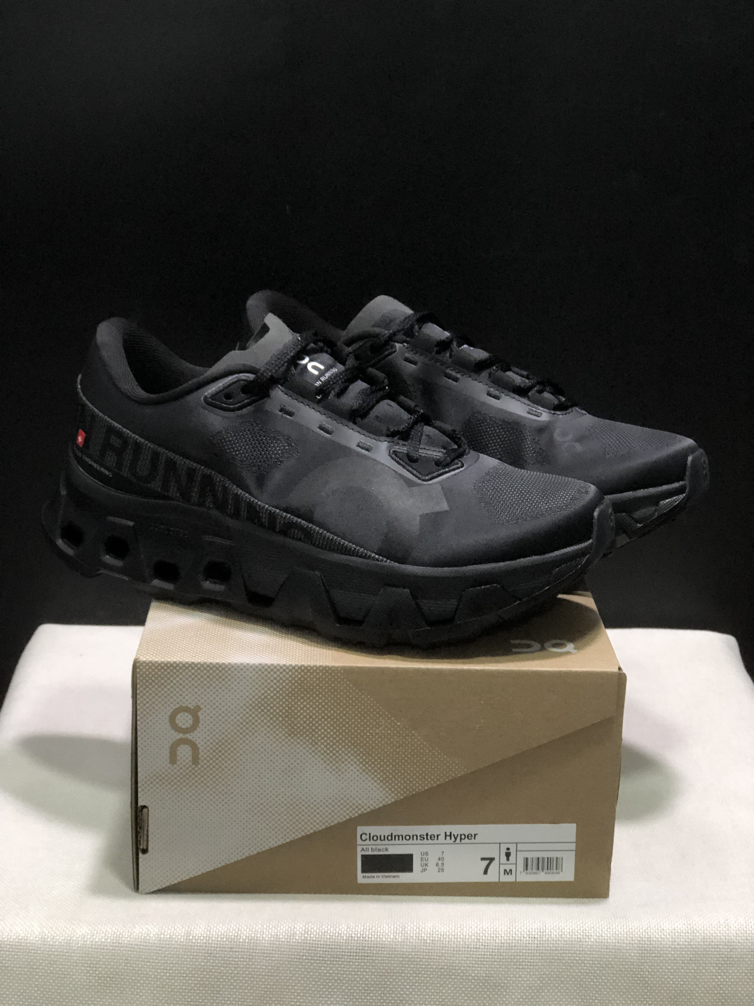 On Running Cloudmonster Hyper Running Shoes All Black