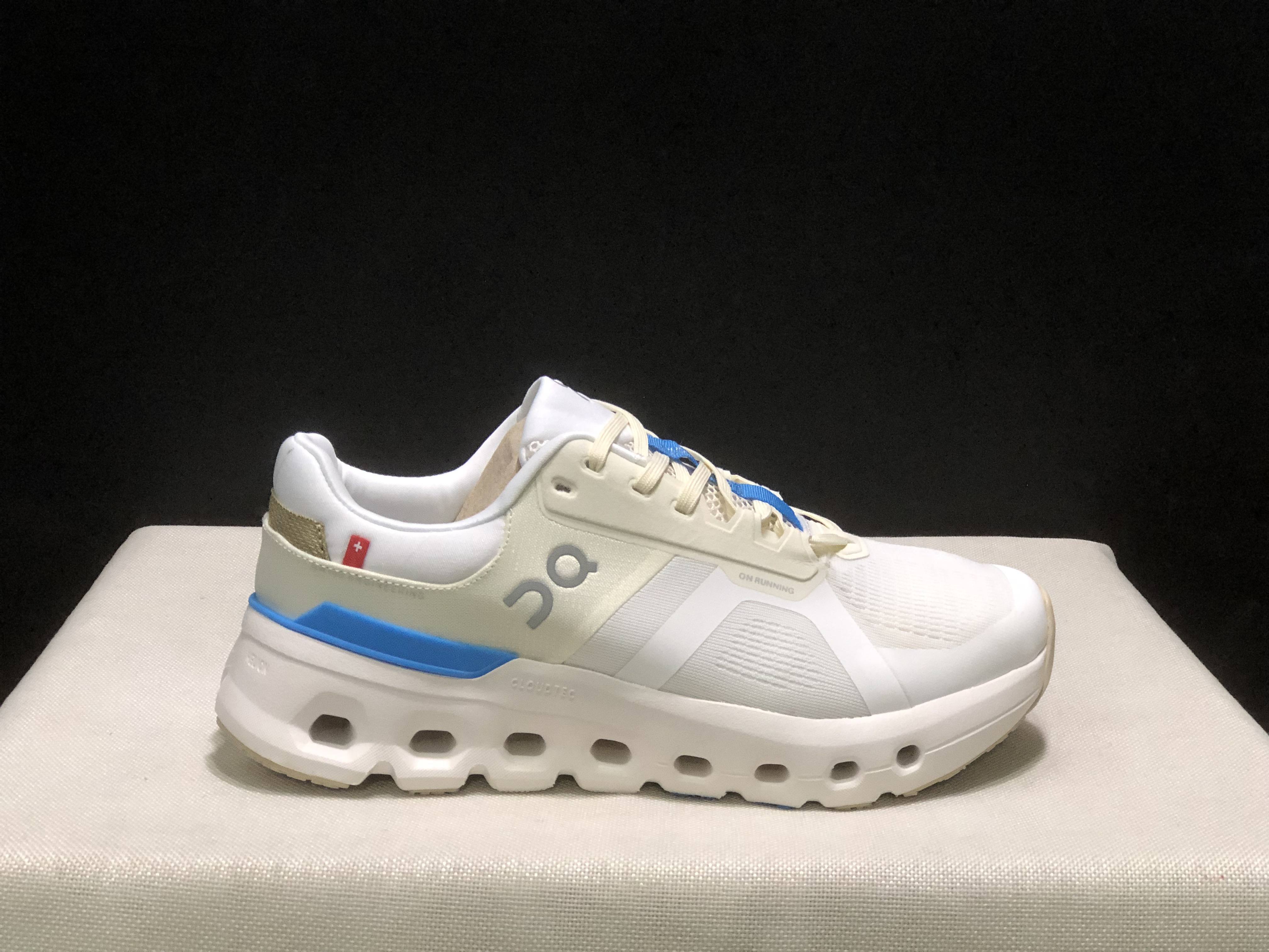 On Running Cloudrunner 2 Mesh Breathable Running Shoes Beige/Skyblue