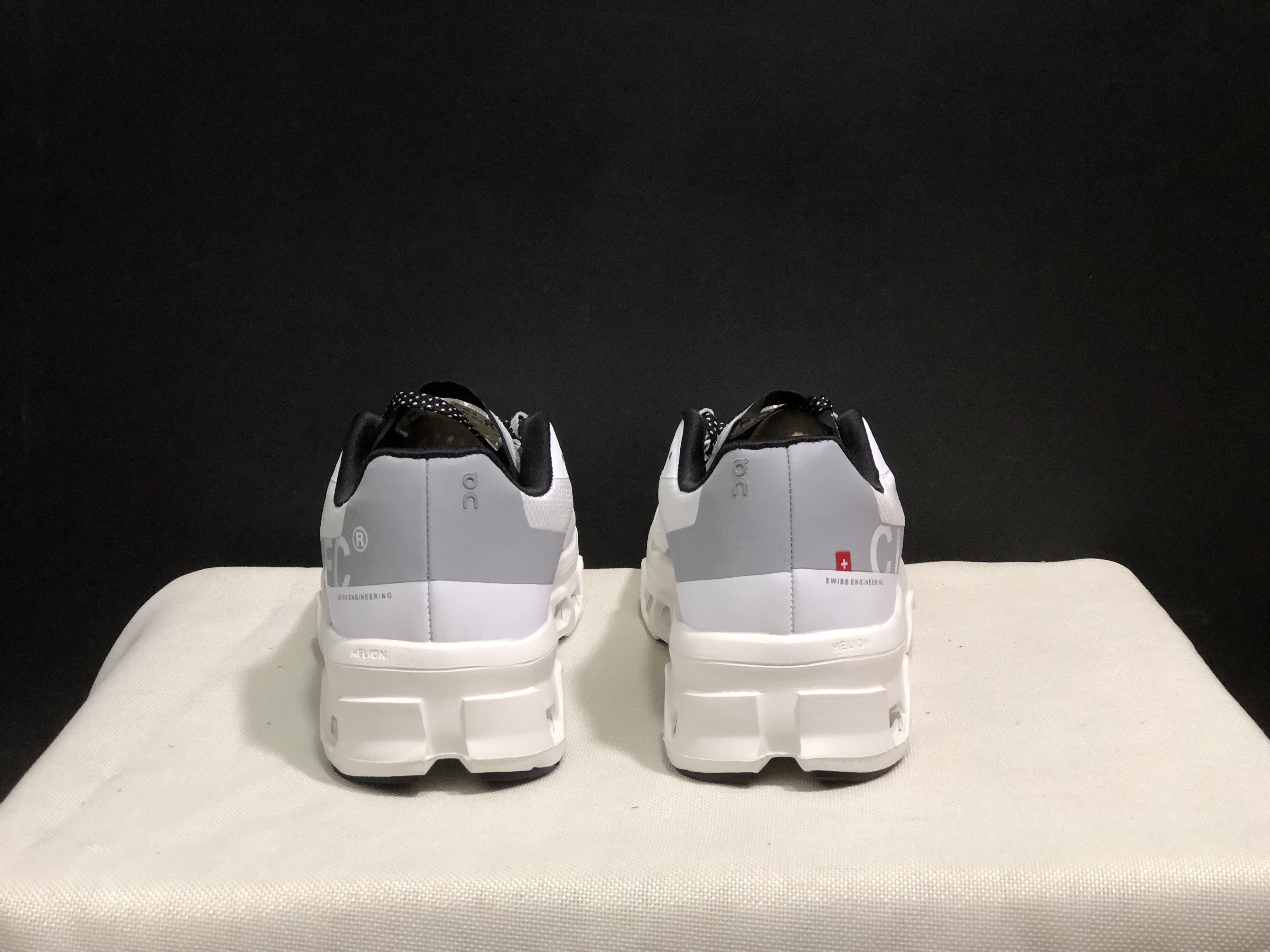 On Running Cloudmonster White Anti-Slip Running Shoes