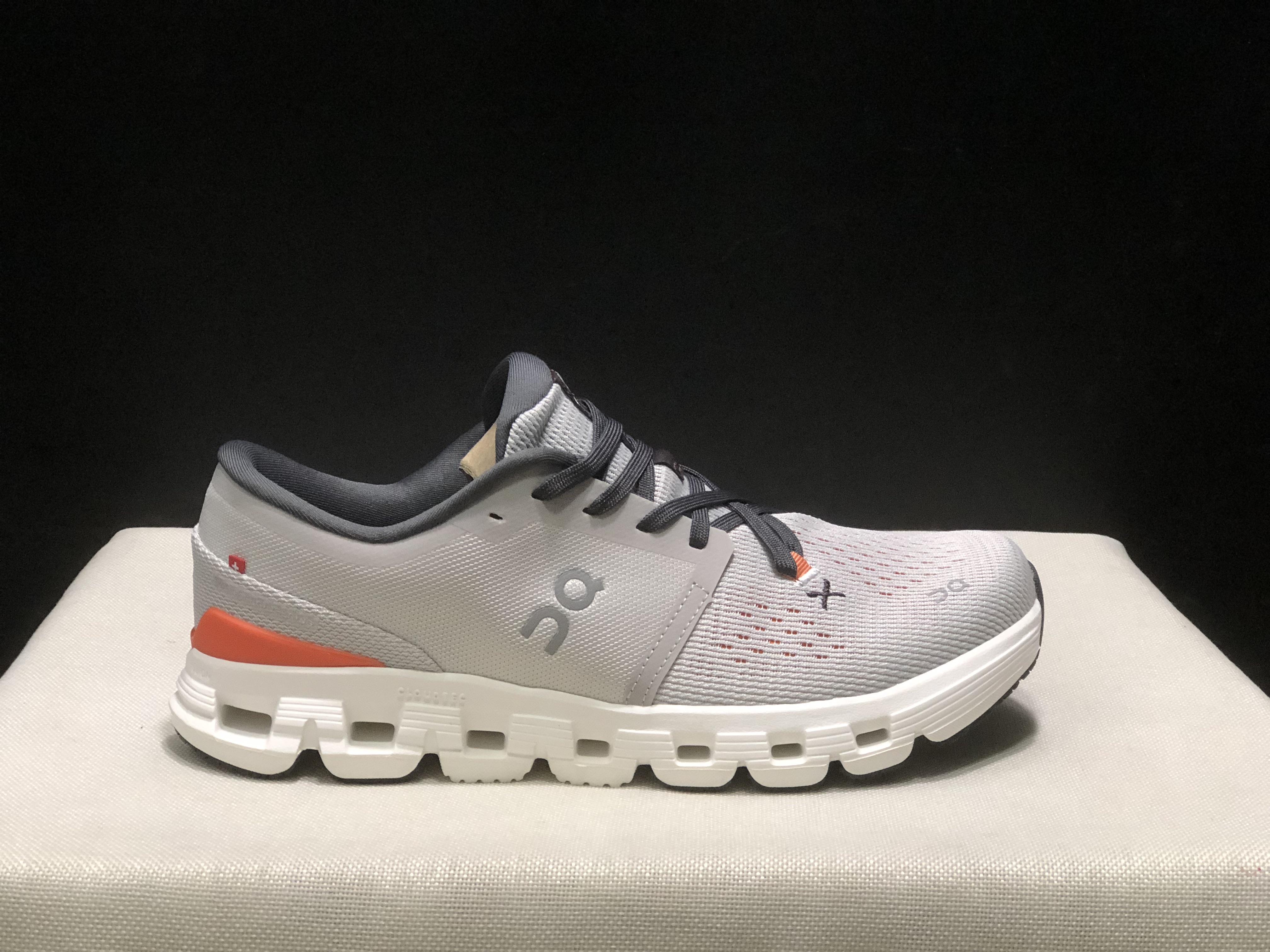 On Running Cloud X4 Comfortable Running Shoes Gray/Flame