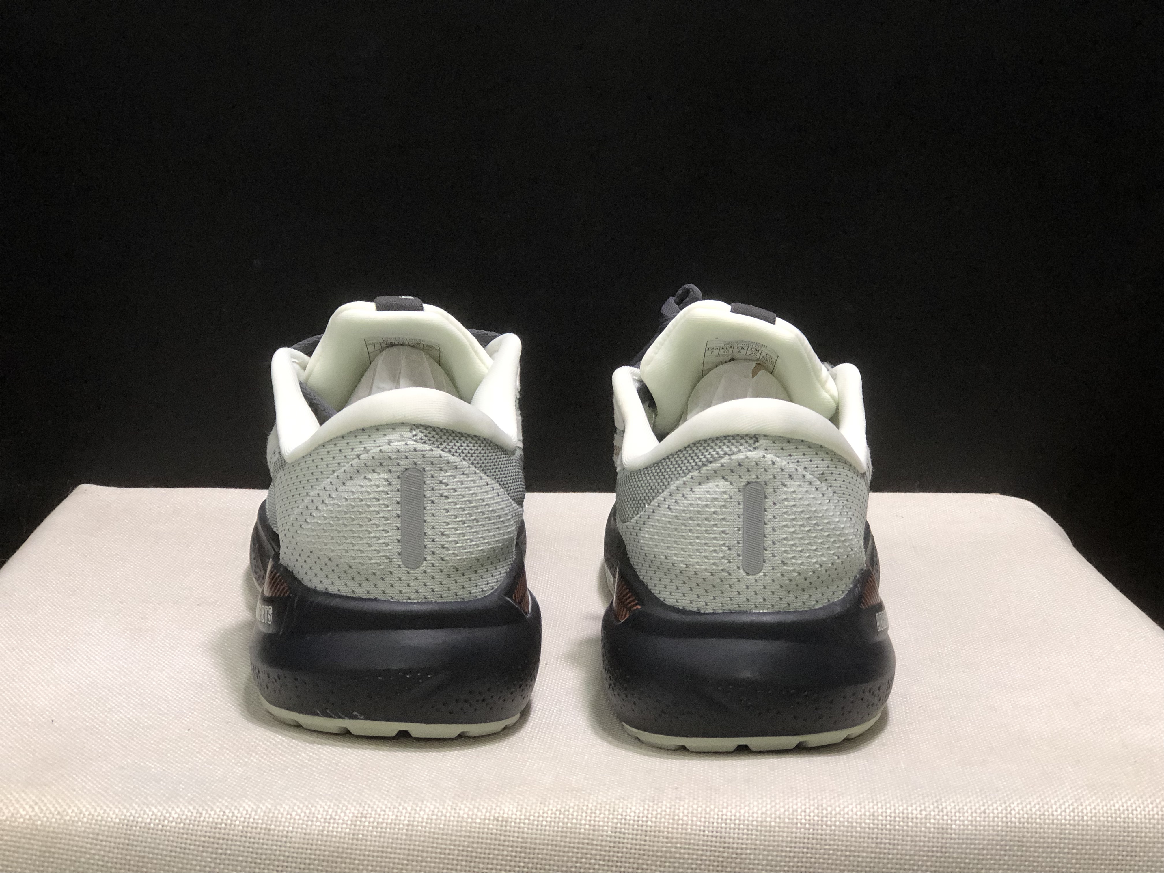 Brooks Adrenaline GTS 24 Casual Running Shoes Mercury/Ebony/Copper